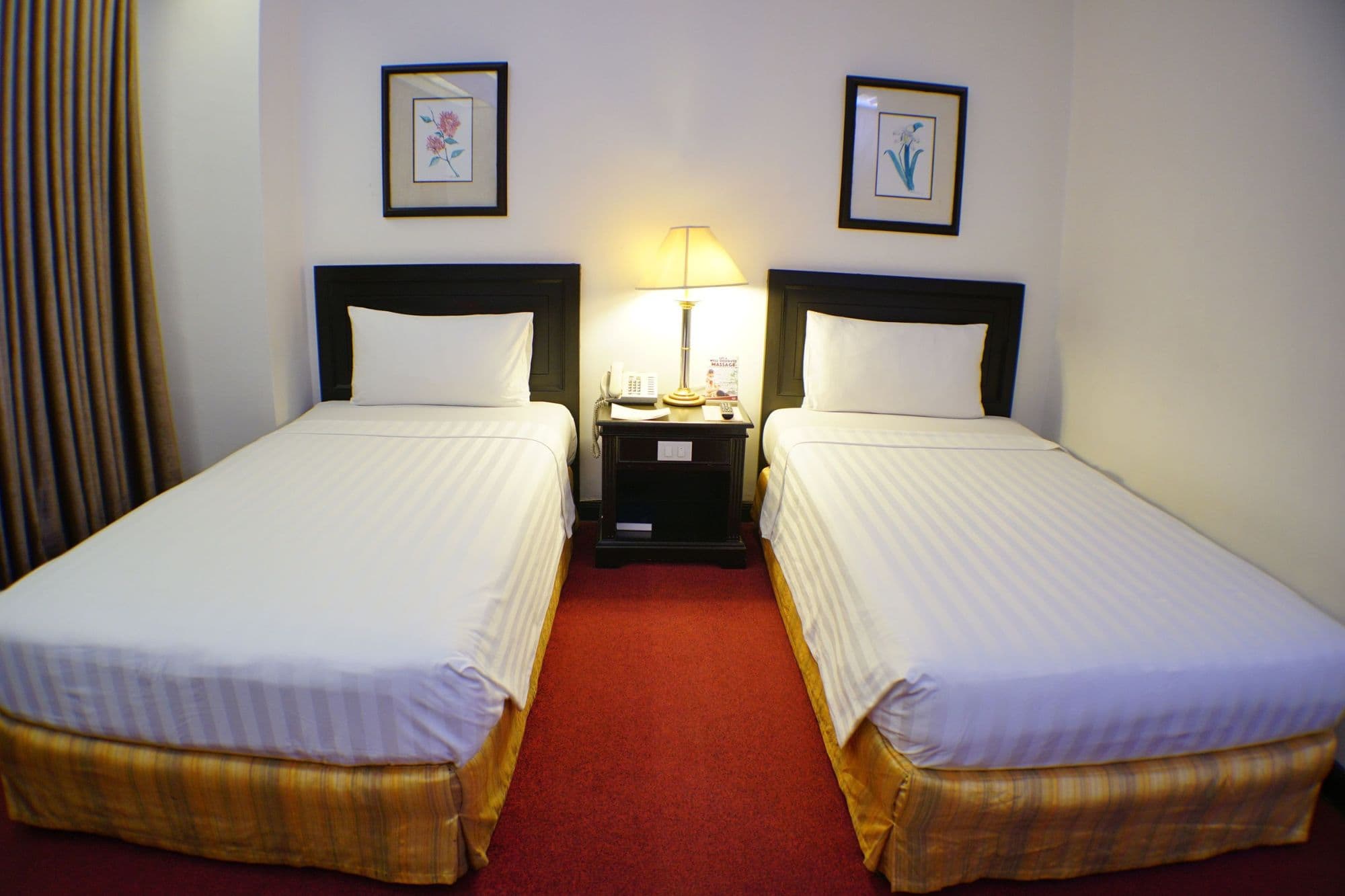 Bayview Park Hotel, Room