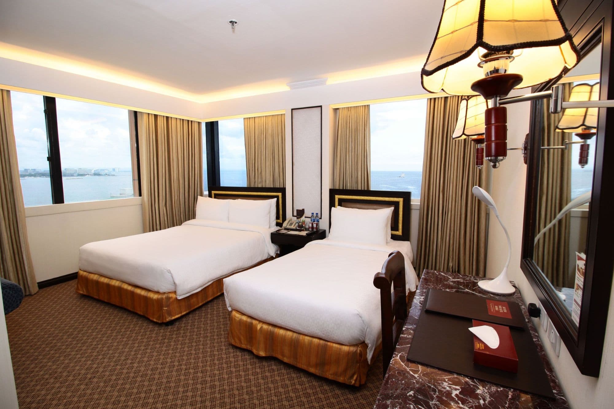 Bayview Park Hotel, Room