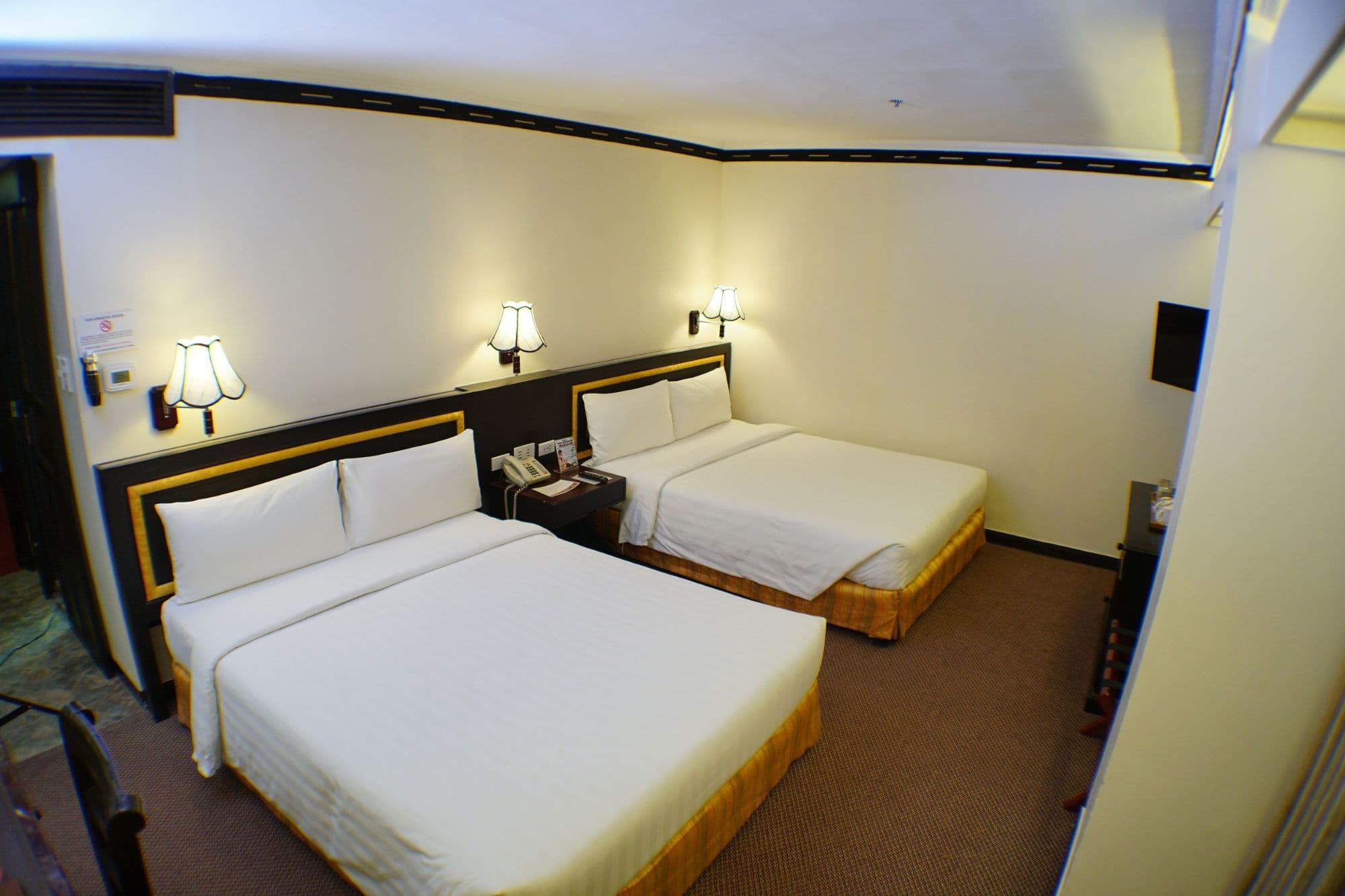 Bayview Park Hotel, Room