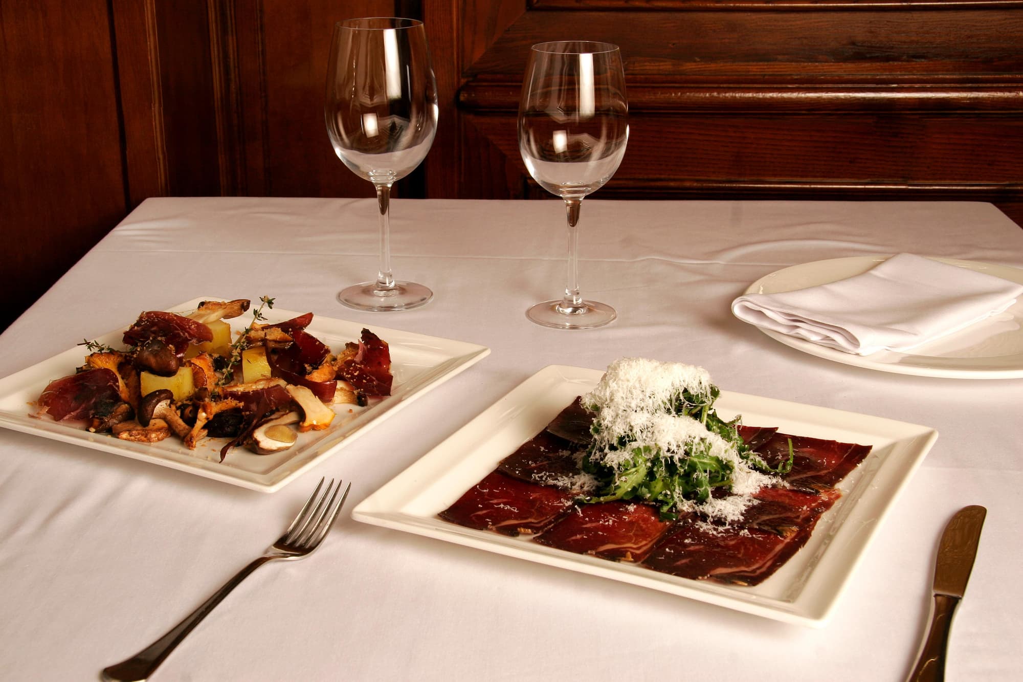 Los Habaneros, Restaurant