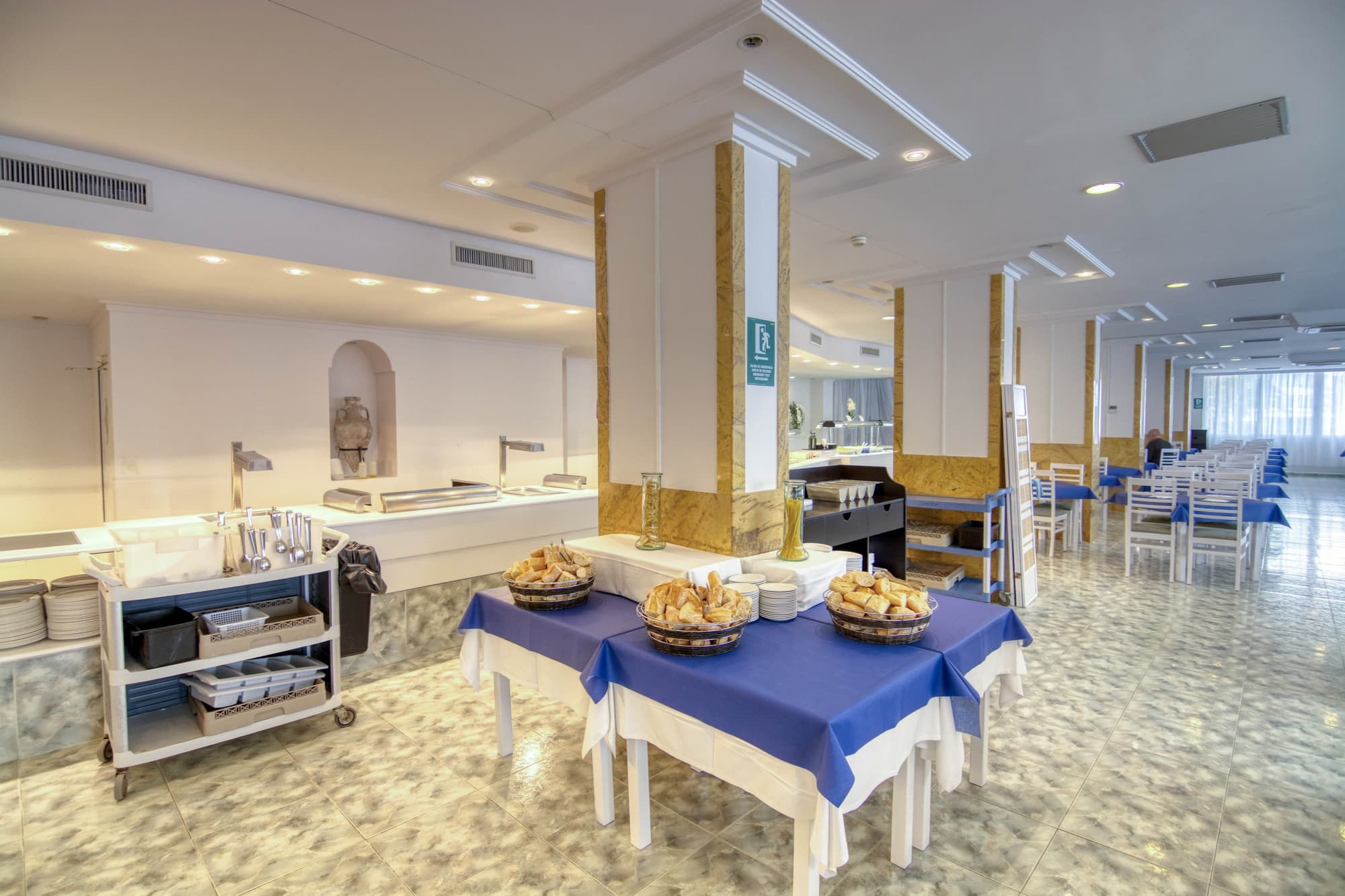 Hotel Coral Beach by MIJ, Restaurant