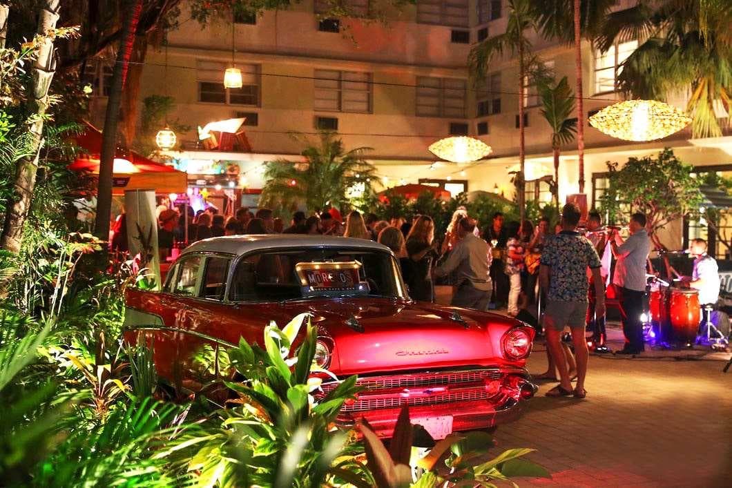 Dorchester Miami Beach Hotel & Suites, Restaurant