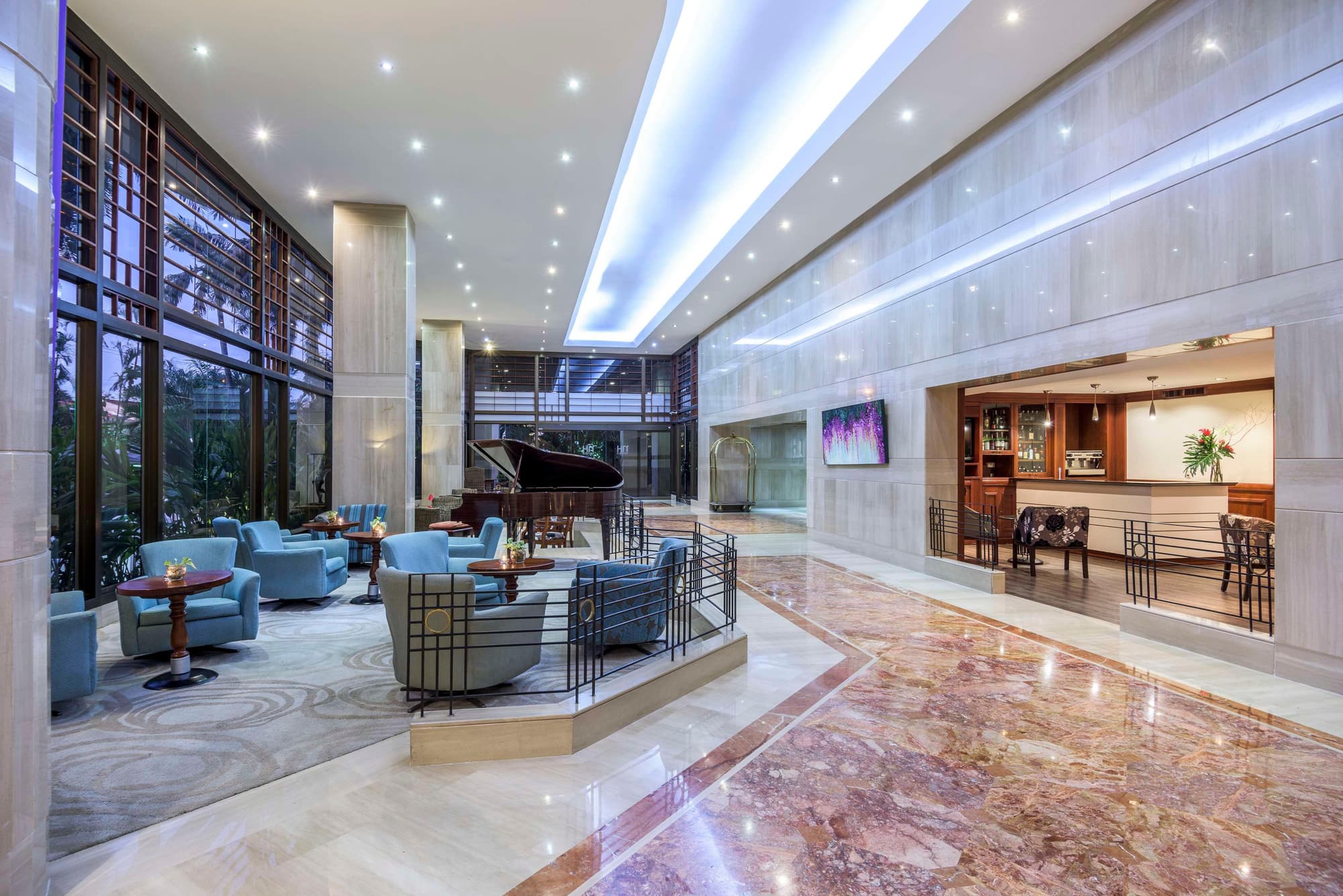 NH Cali Royal, Lobby