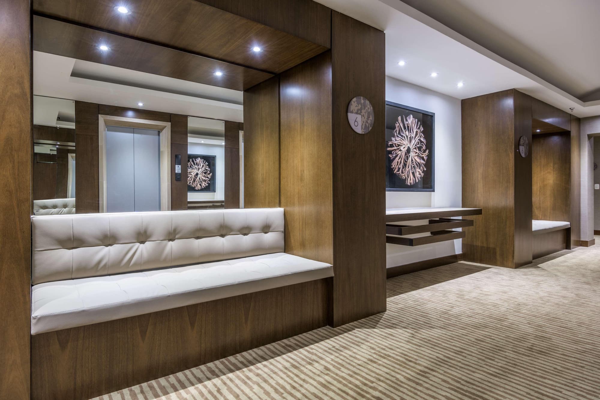 NH Collection Bogotá Teleport Royal, General view