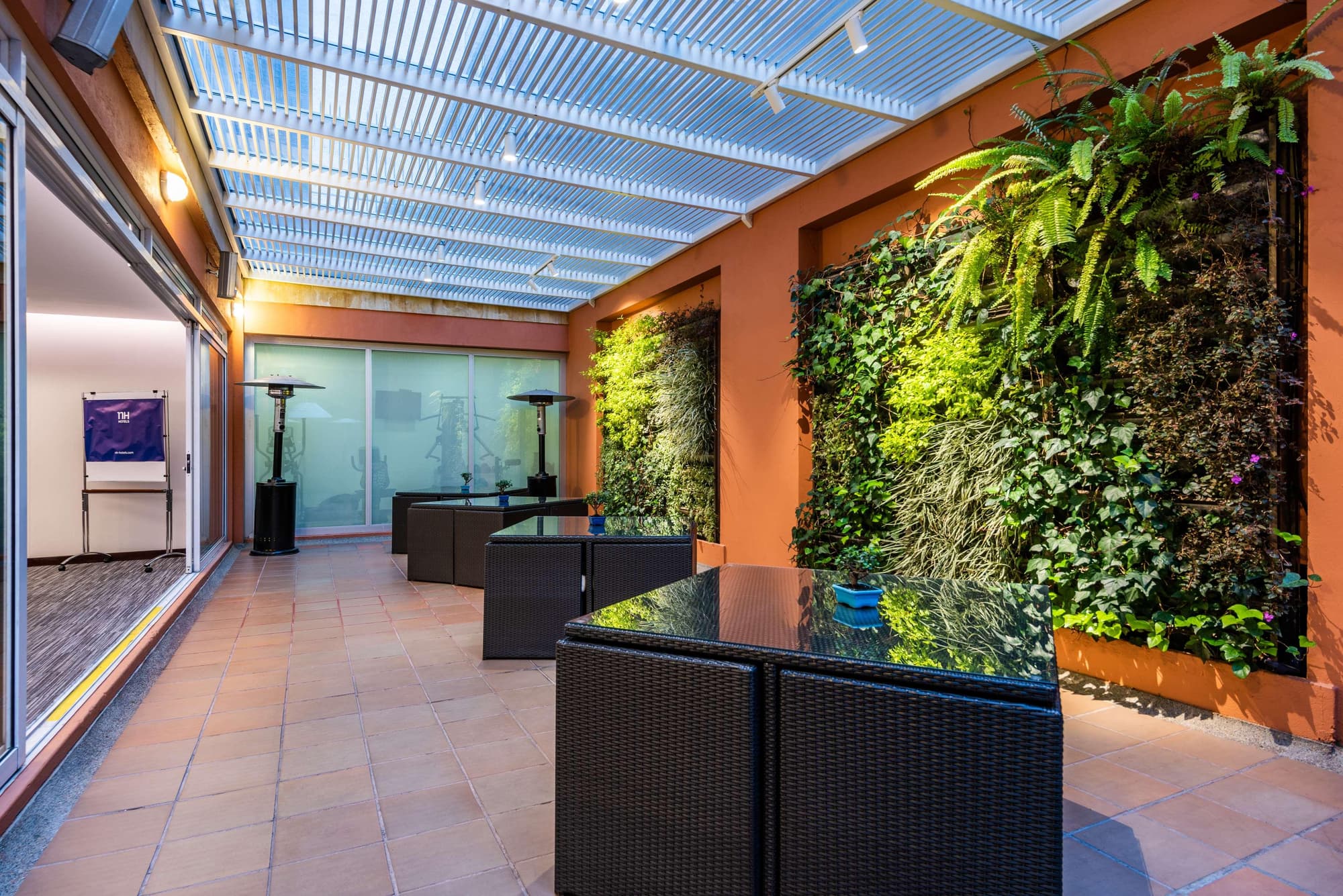 NH Bogotá Pavillon Royal, Conferences