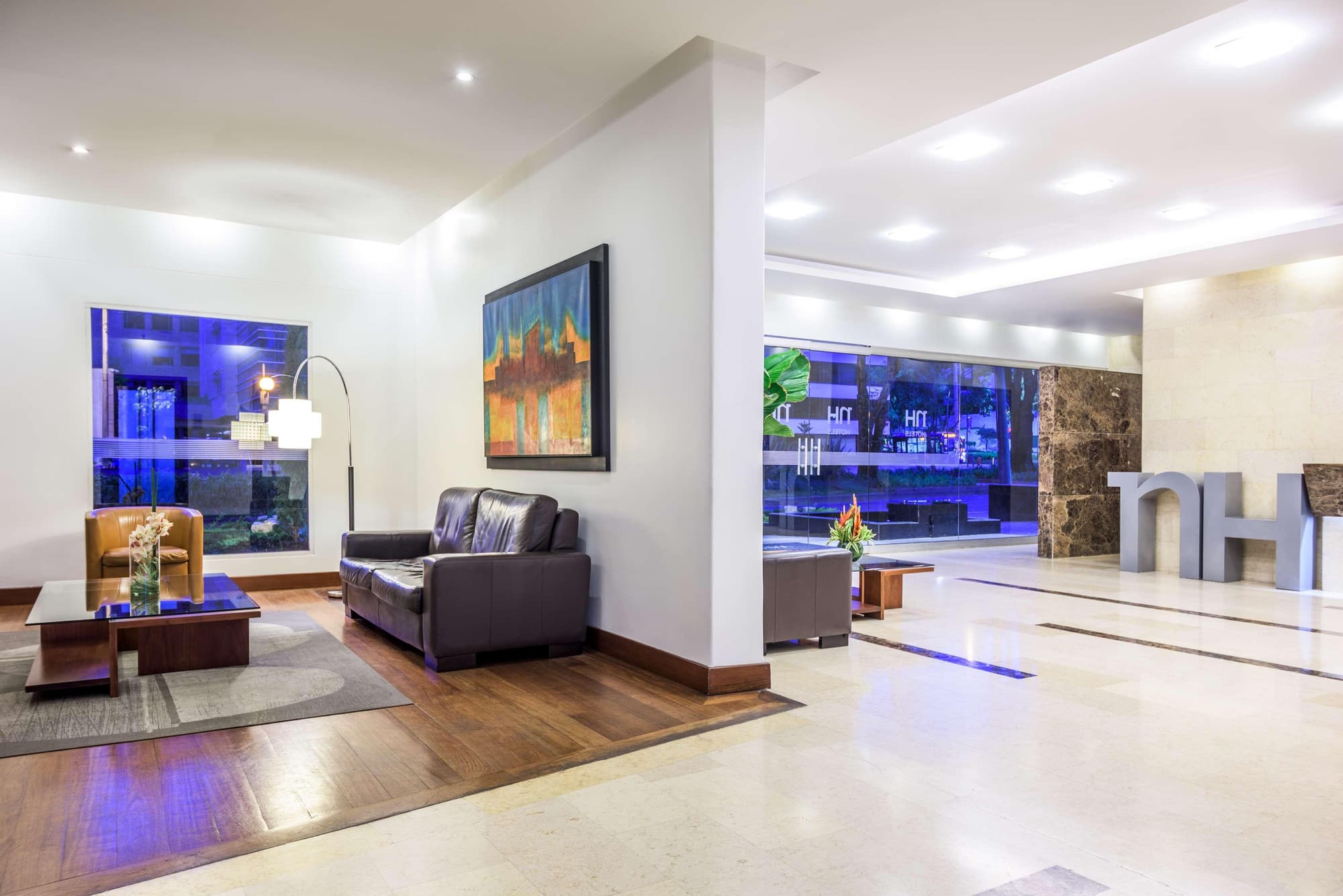 NH Bogotá Pavillon Royal, Lobby