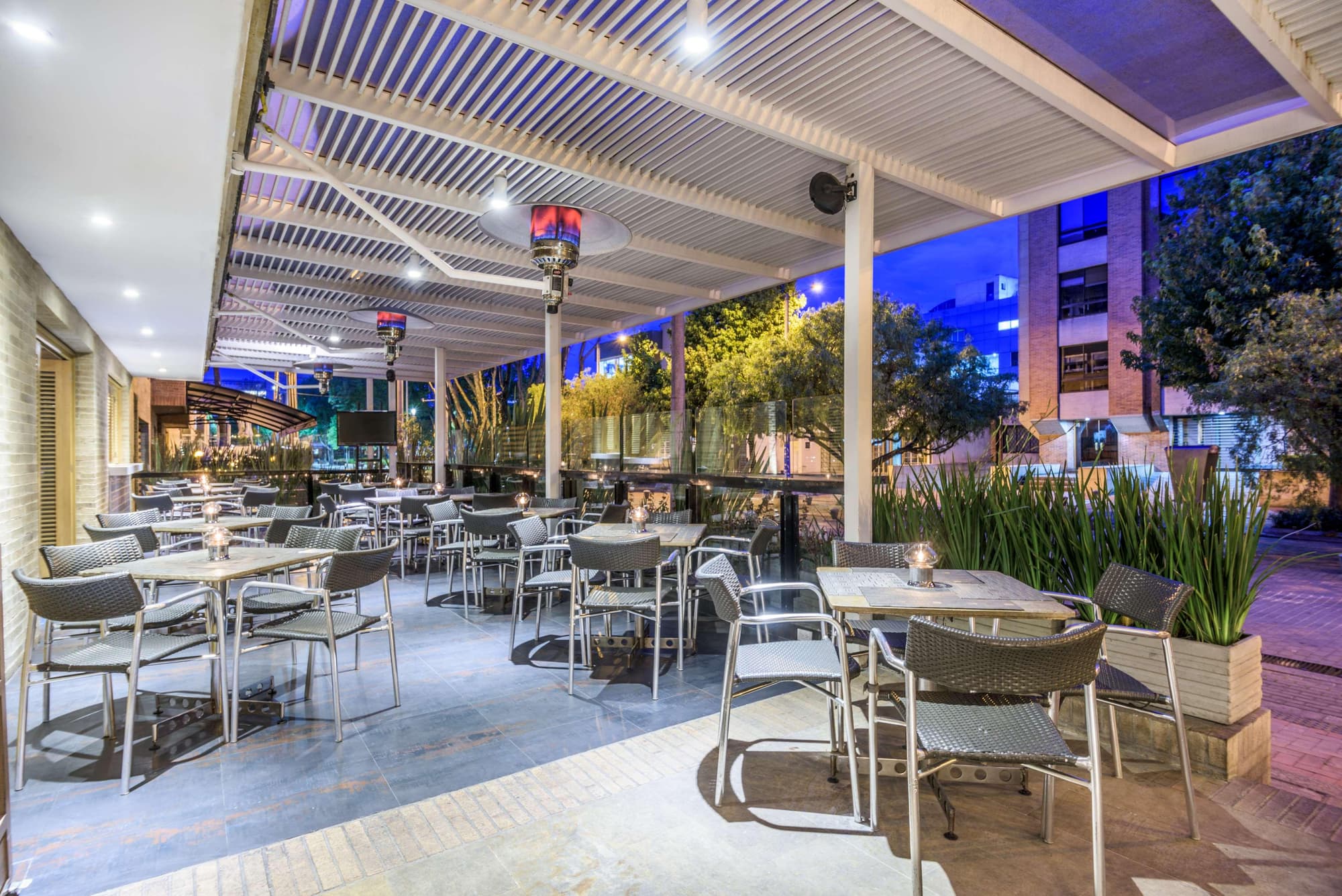 NH Bogotá Pavillon Royal, Restaurant