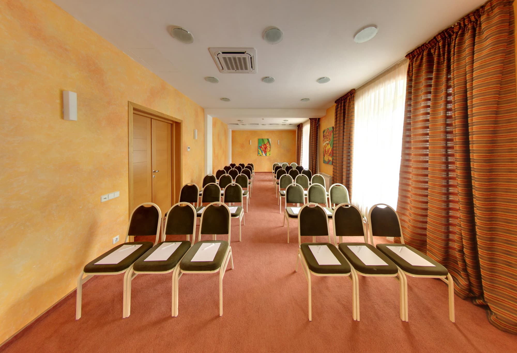 Nashotel, Conferences