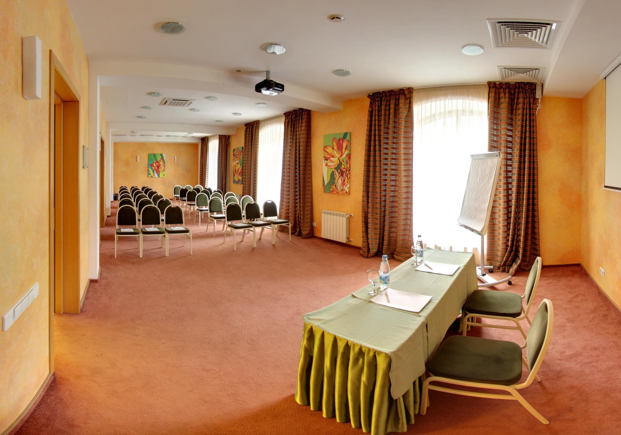 Nashotel, Conferences