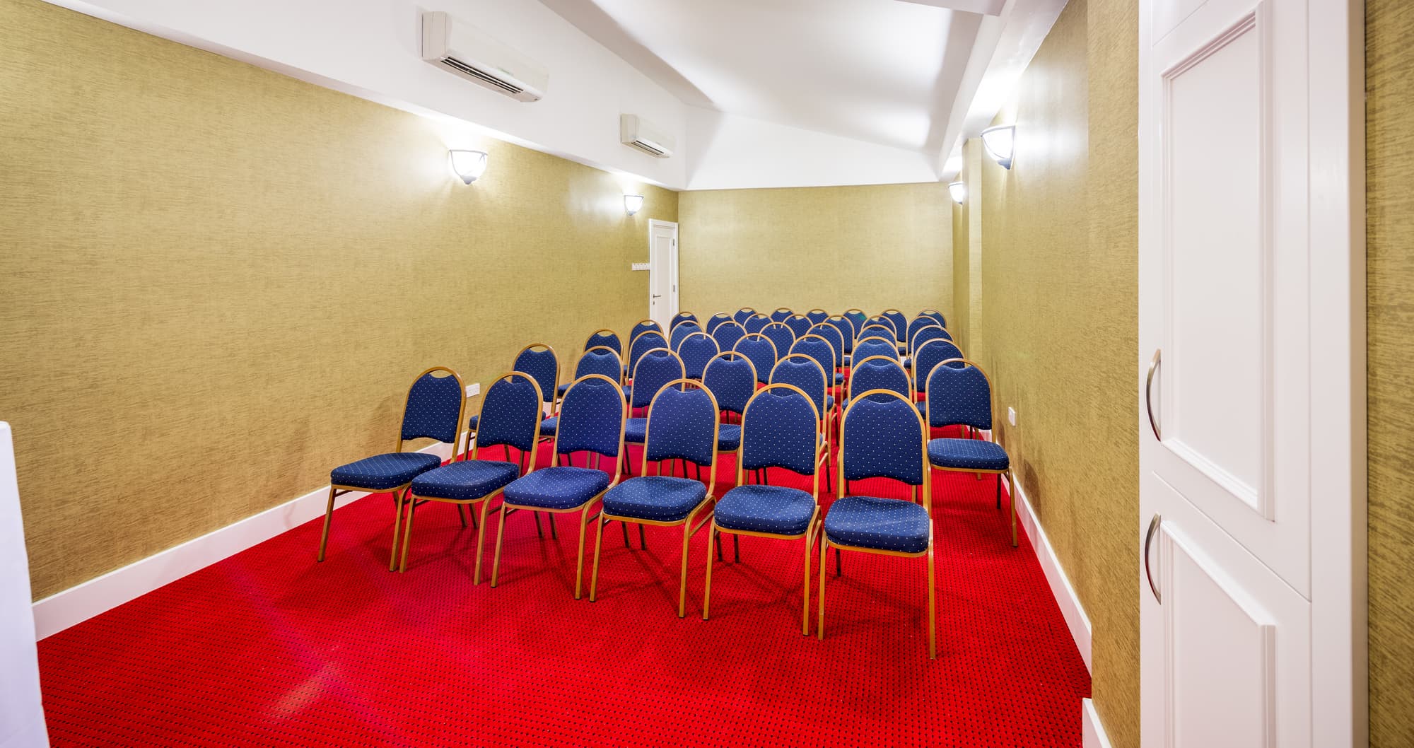 Olive Tree Hotel, General view