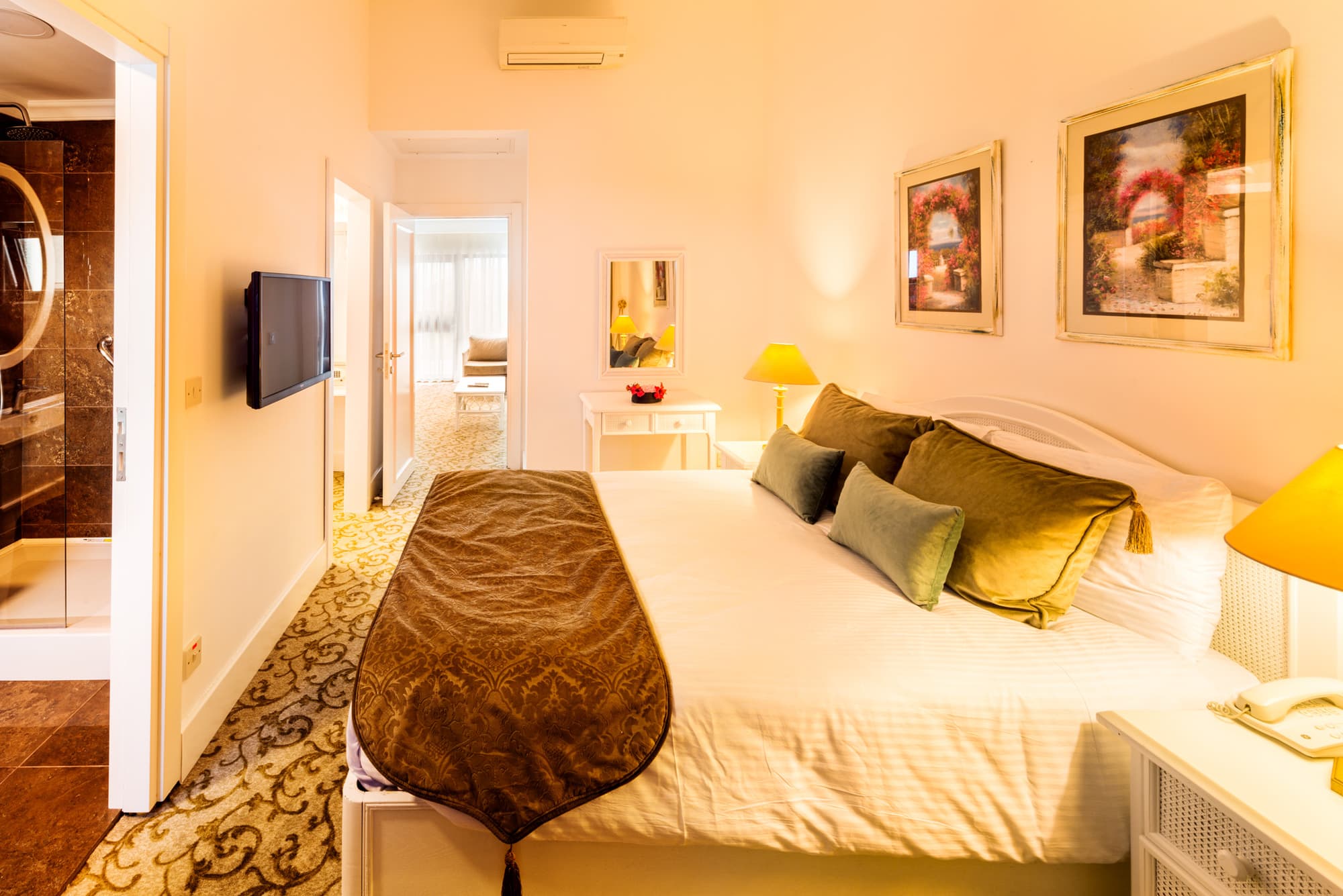 Olive Tree Hotel, Room