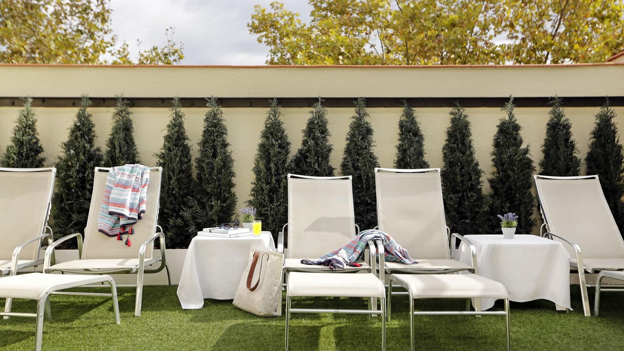 Arc La Rambla, Terrace