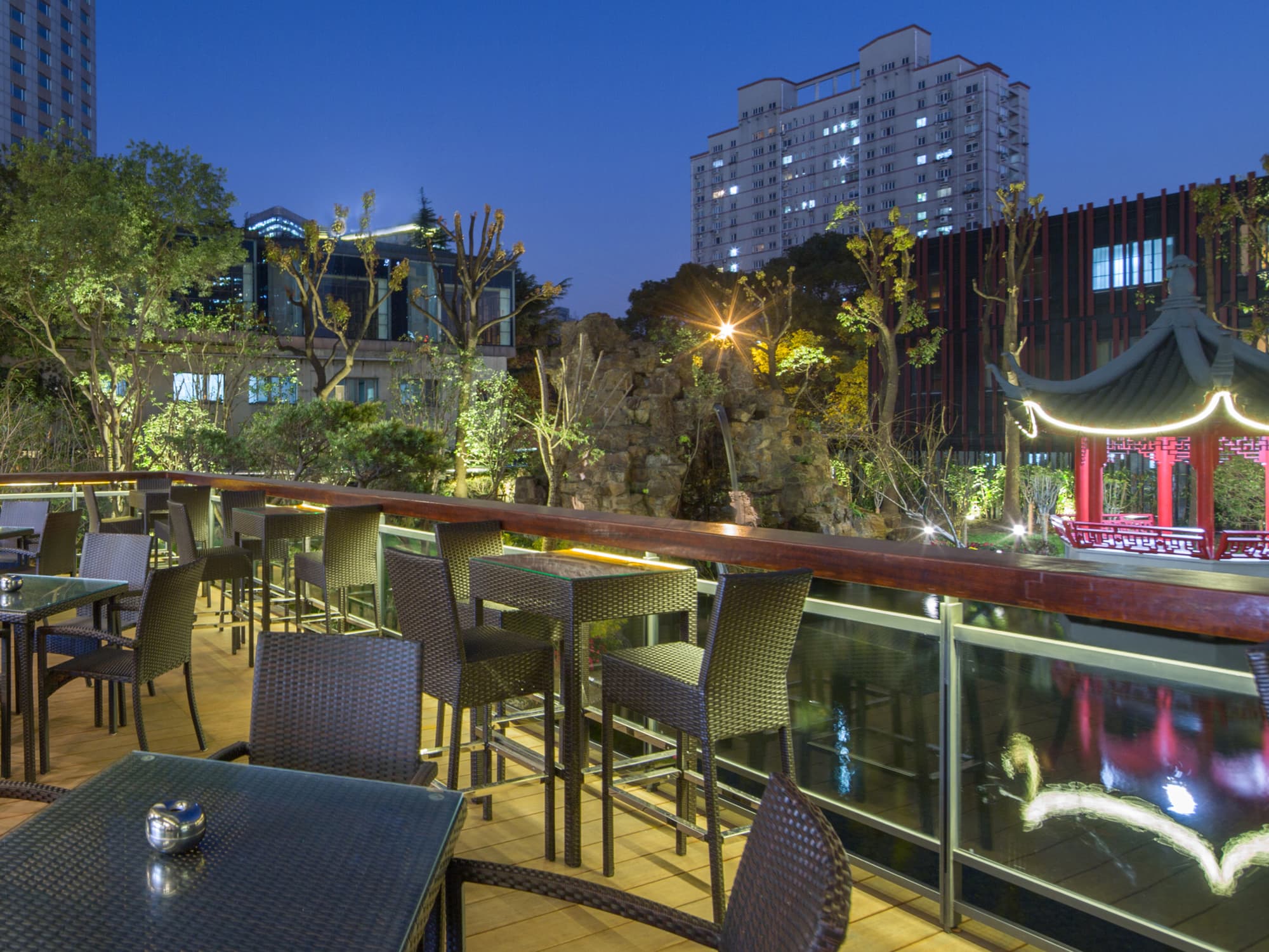 Golden Tulip Shanghai Rainbow, Terrace