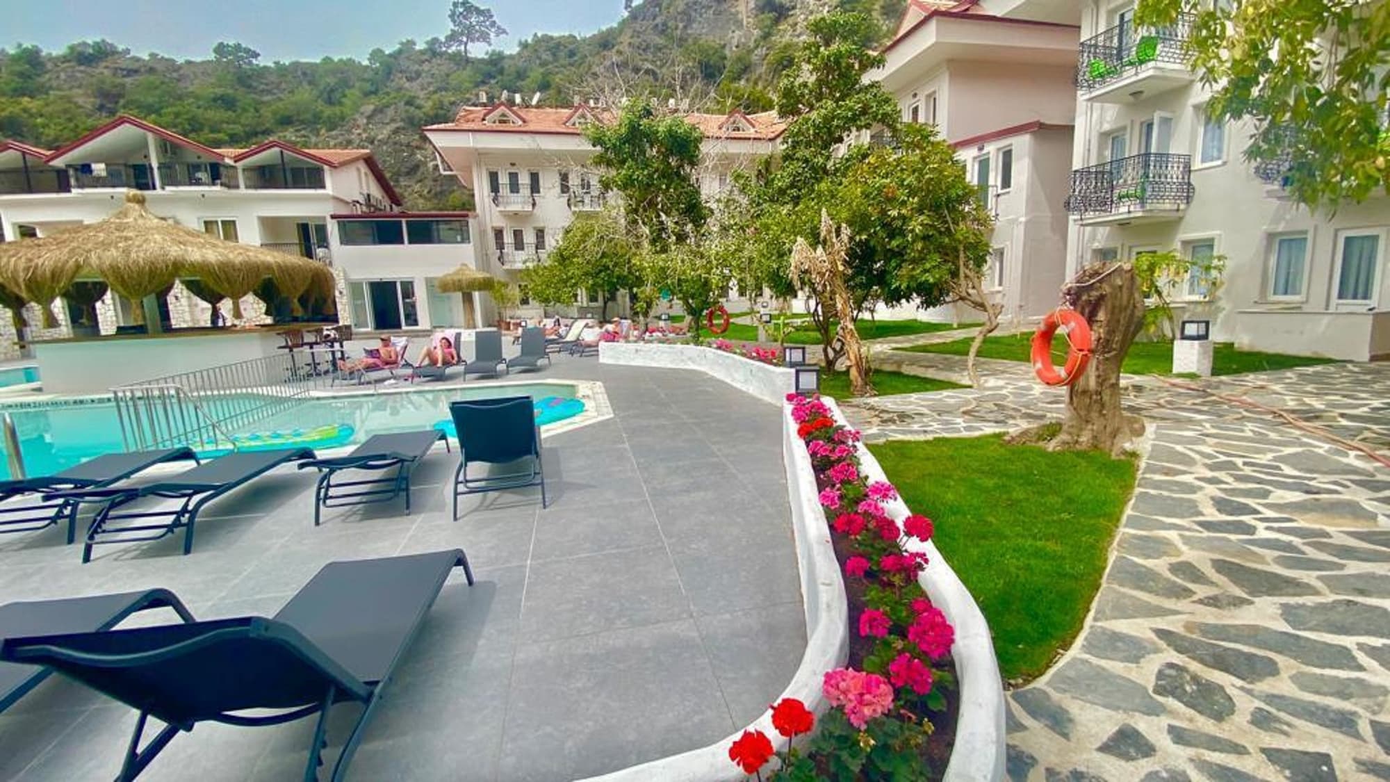 Akdeniz Beach, General view