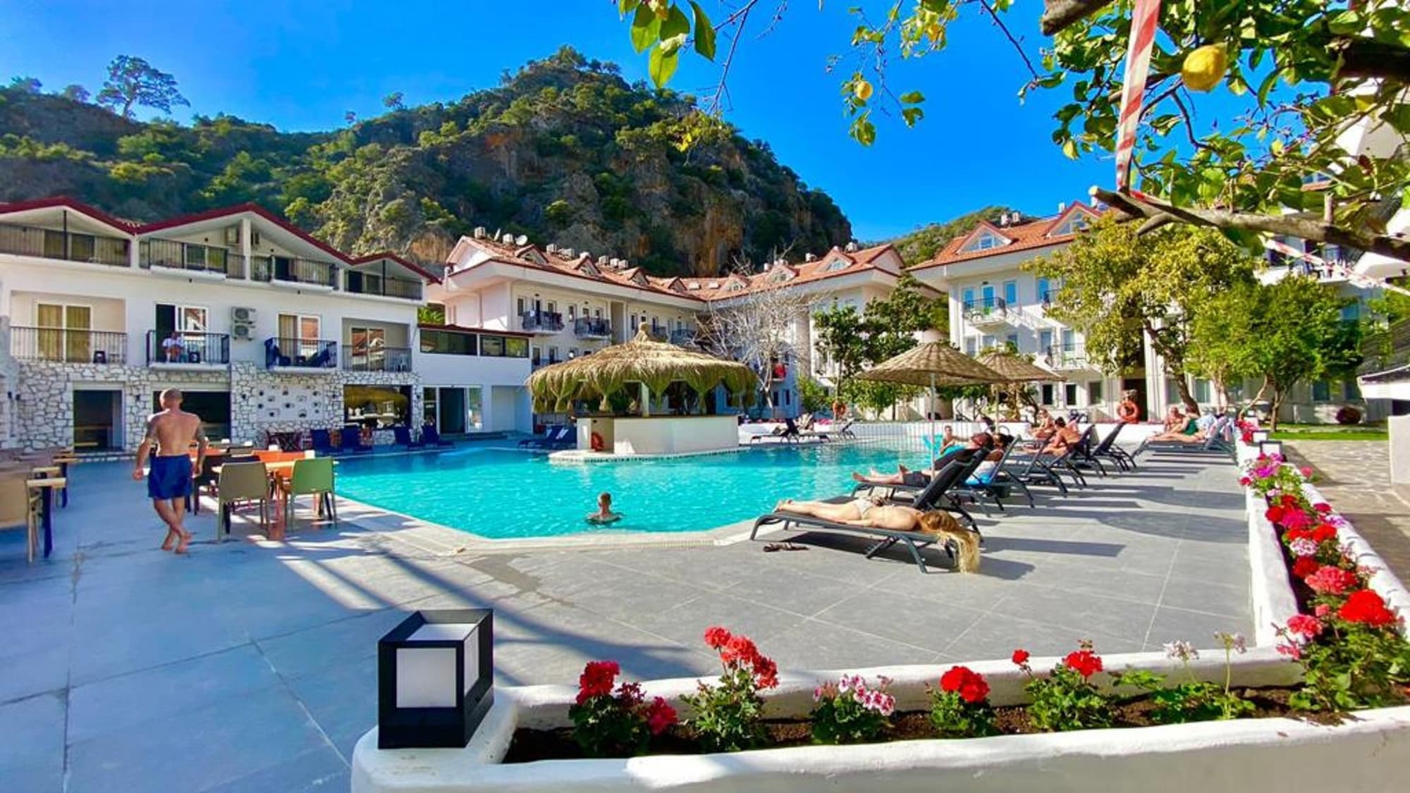 Akdeniz Beach, General view