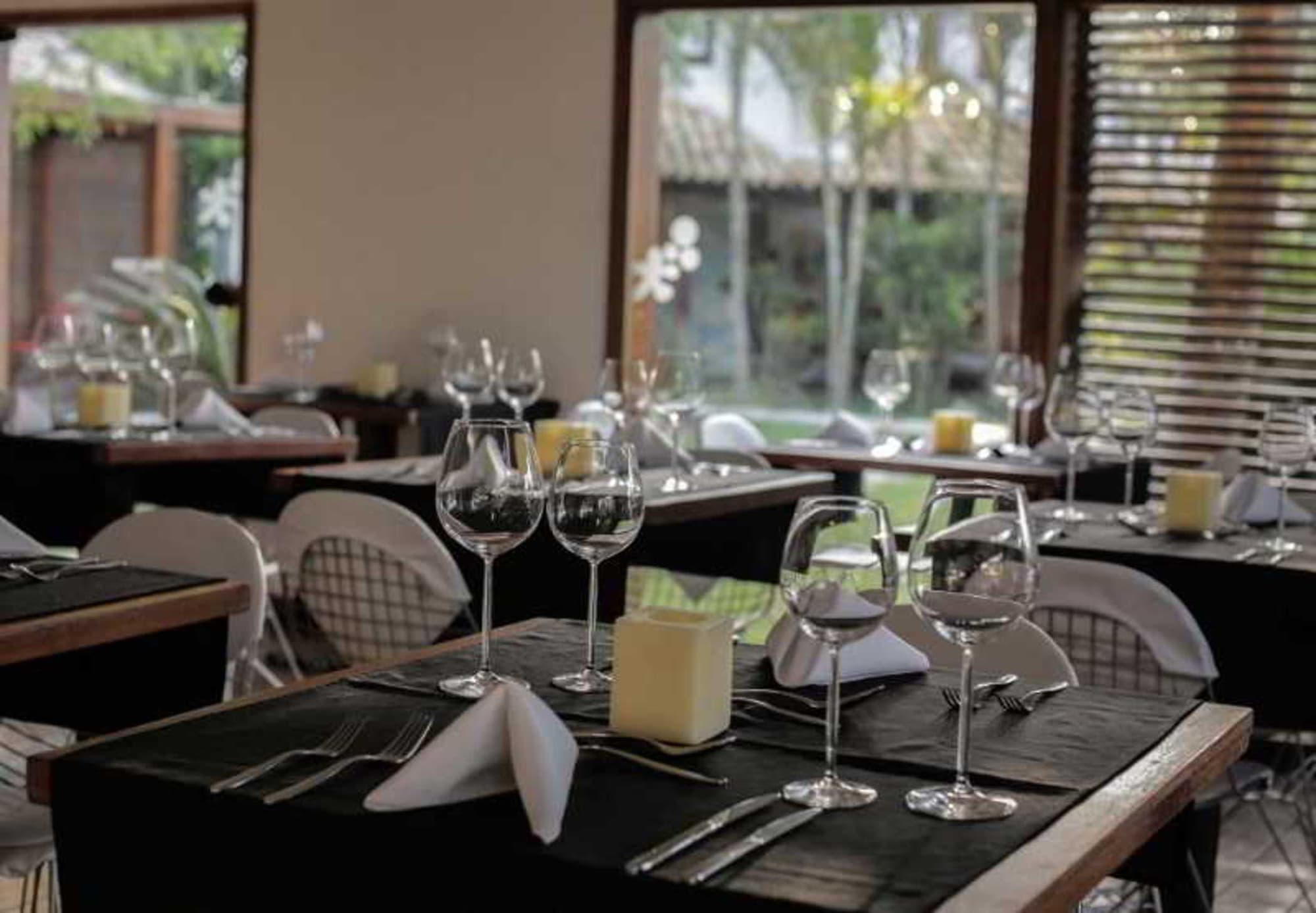 Serena Buzios, Restaurant