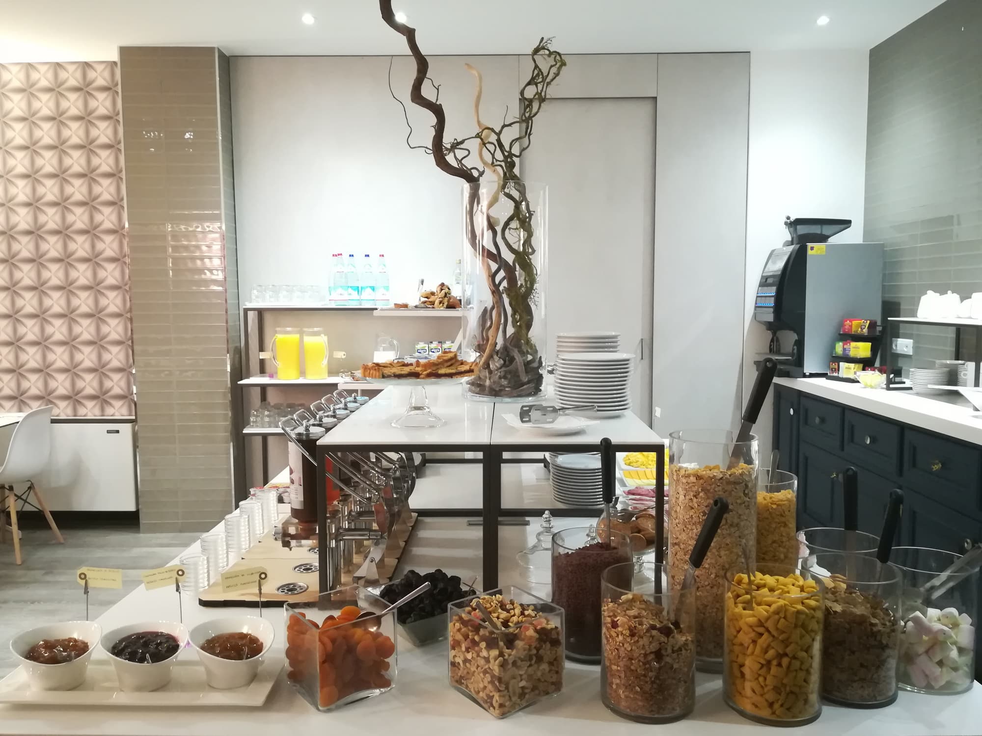 Napoleon, Restaurant