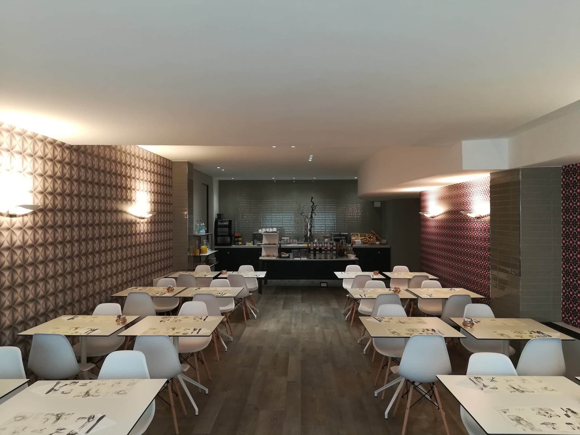 Napoleon, Restaurant