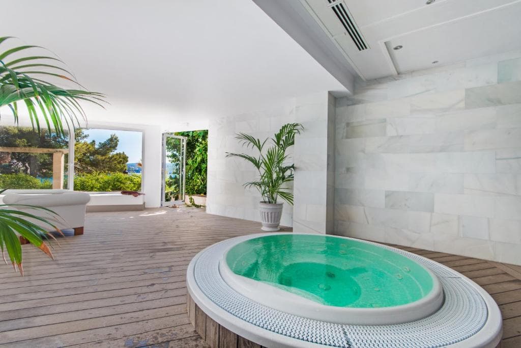 Coronado Thalasso & Spa, Sports and Entertainment