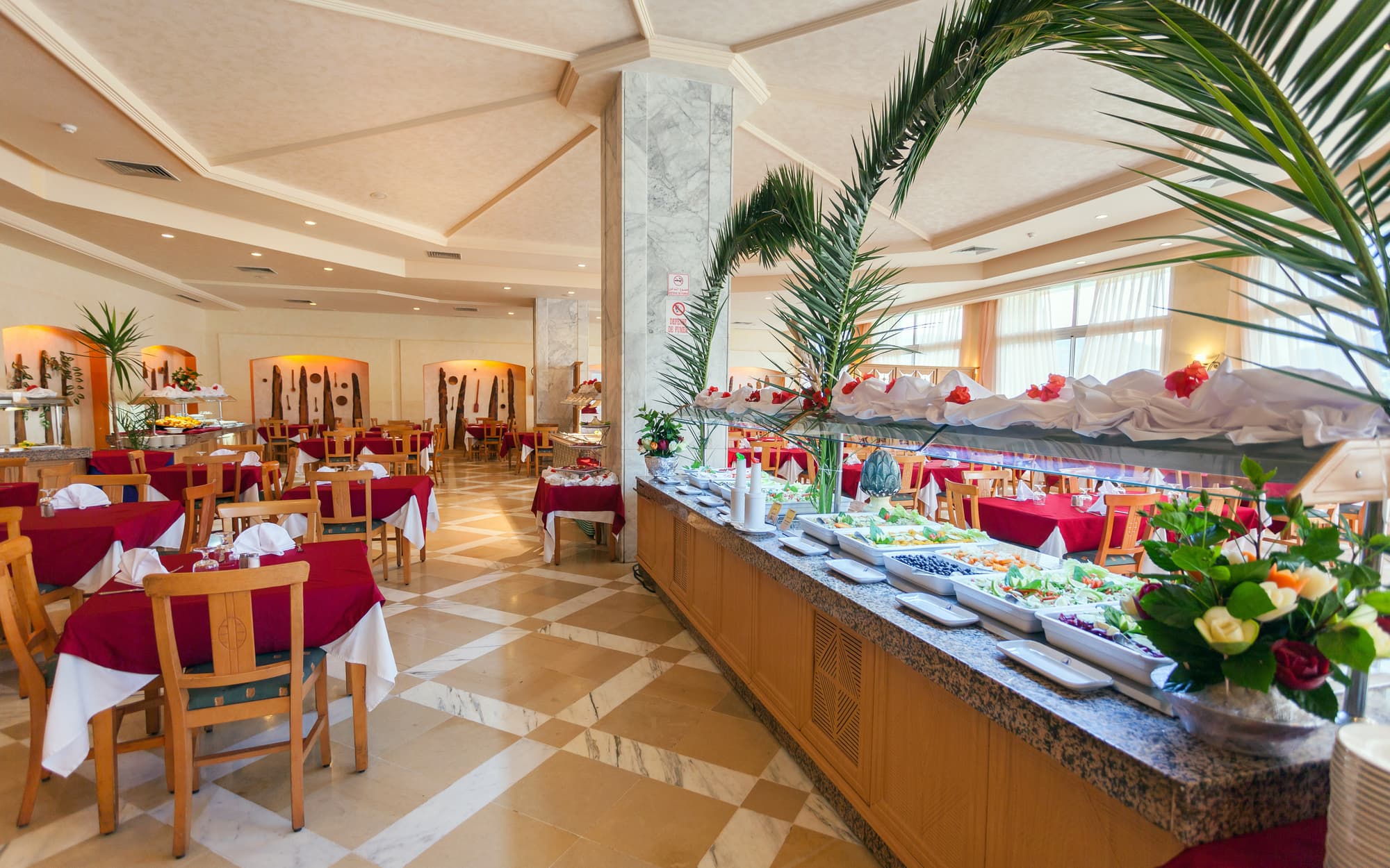 El Mouradi Hammam Bourguiba, Restaurant