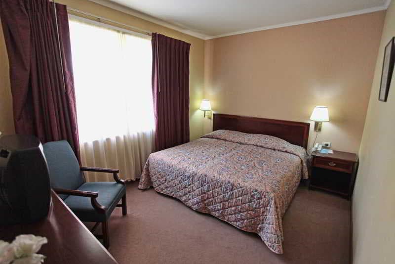 Regency Hotel, Room