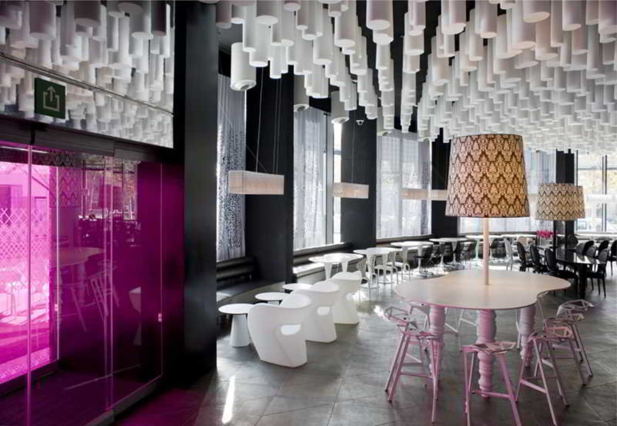 Barcelo Raval, Restaurant