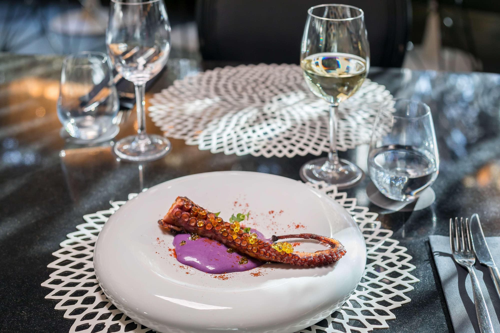 Barcelo Raval, Restaurant