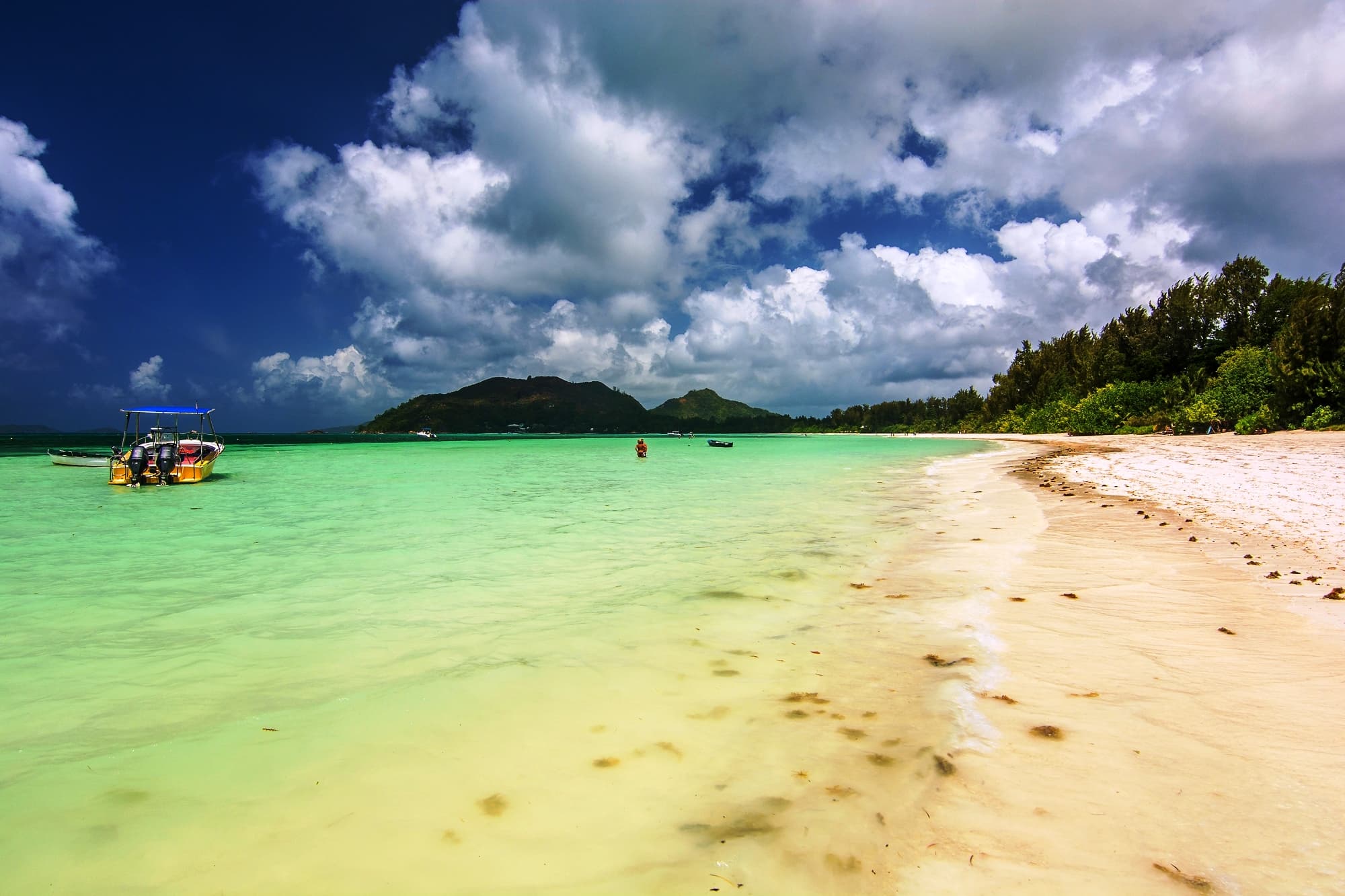 Berjaya Praslin Beach, Beach