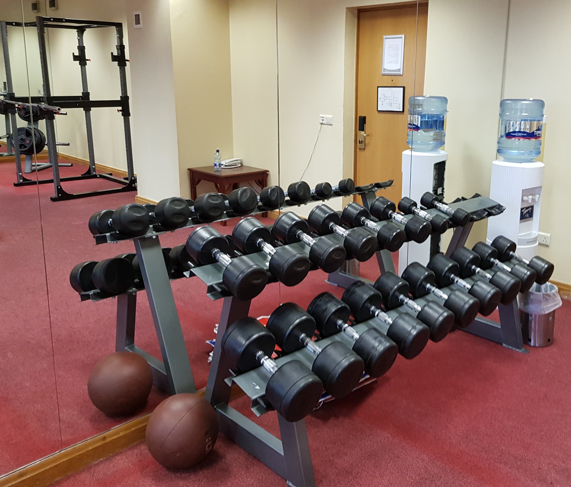 Maldron Hotel Newlands Cross, Sports and Entertainment