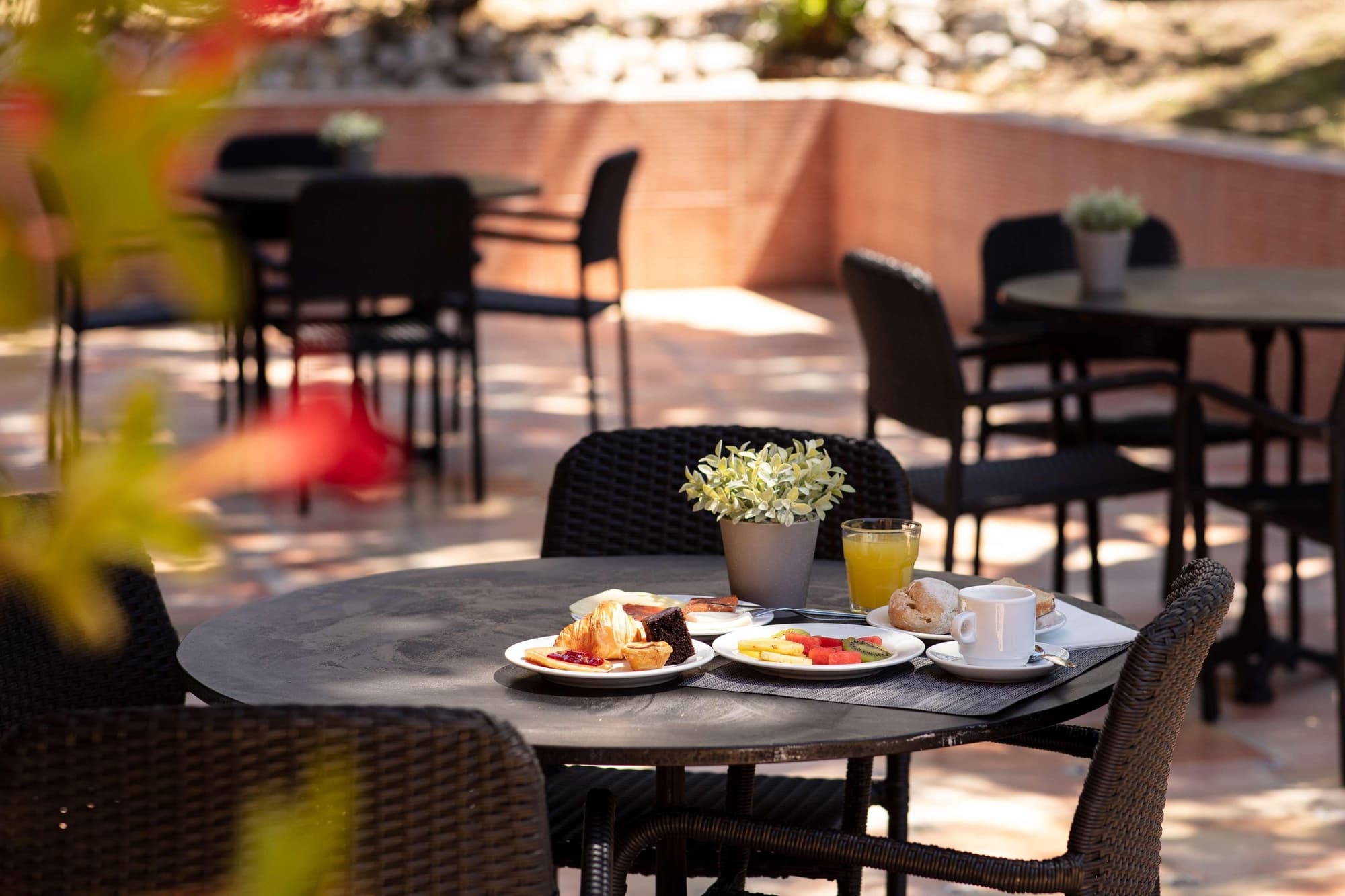 Campanile Setubal, Bar