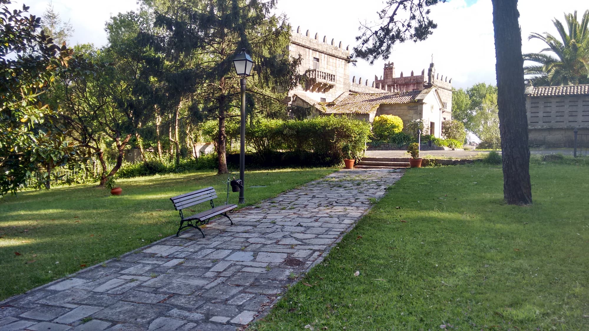 Pazo o Rial, Sports and Entertainment