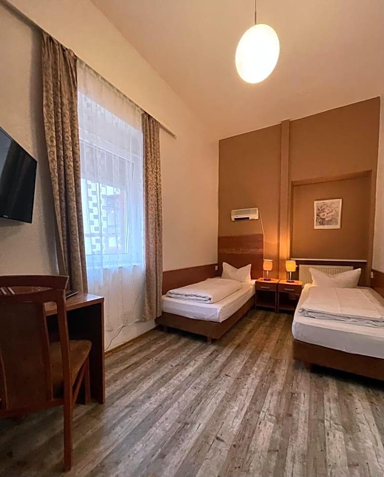 Monte Cristo, General view