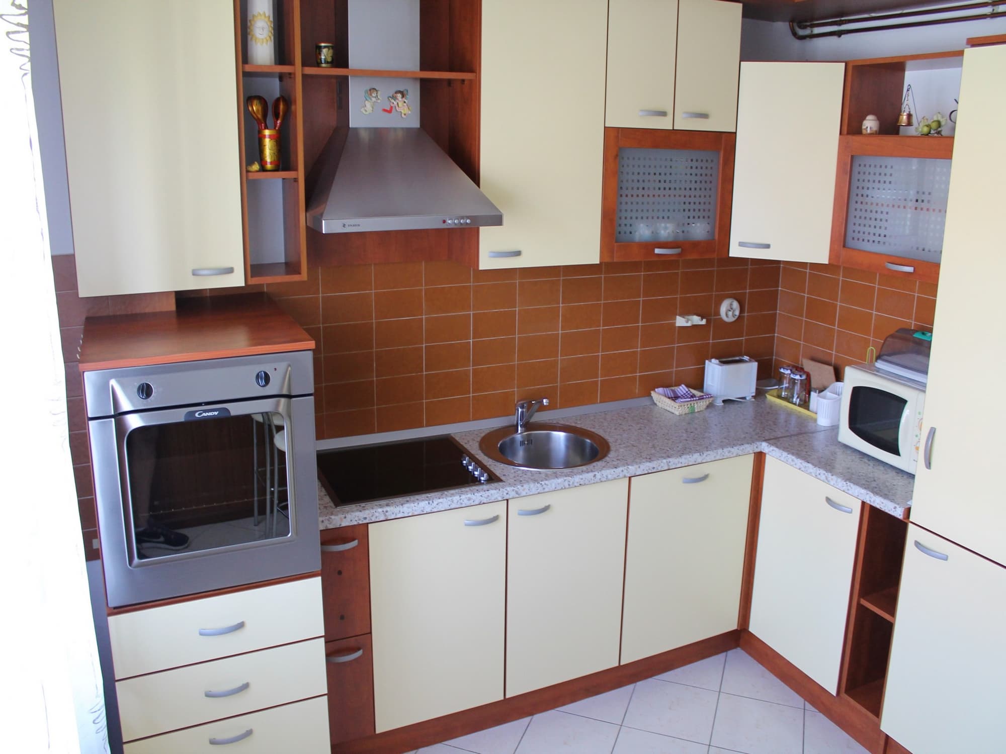 Katija Apartments, Room