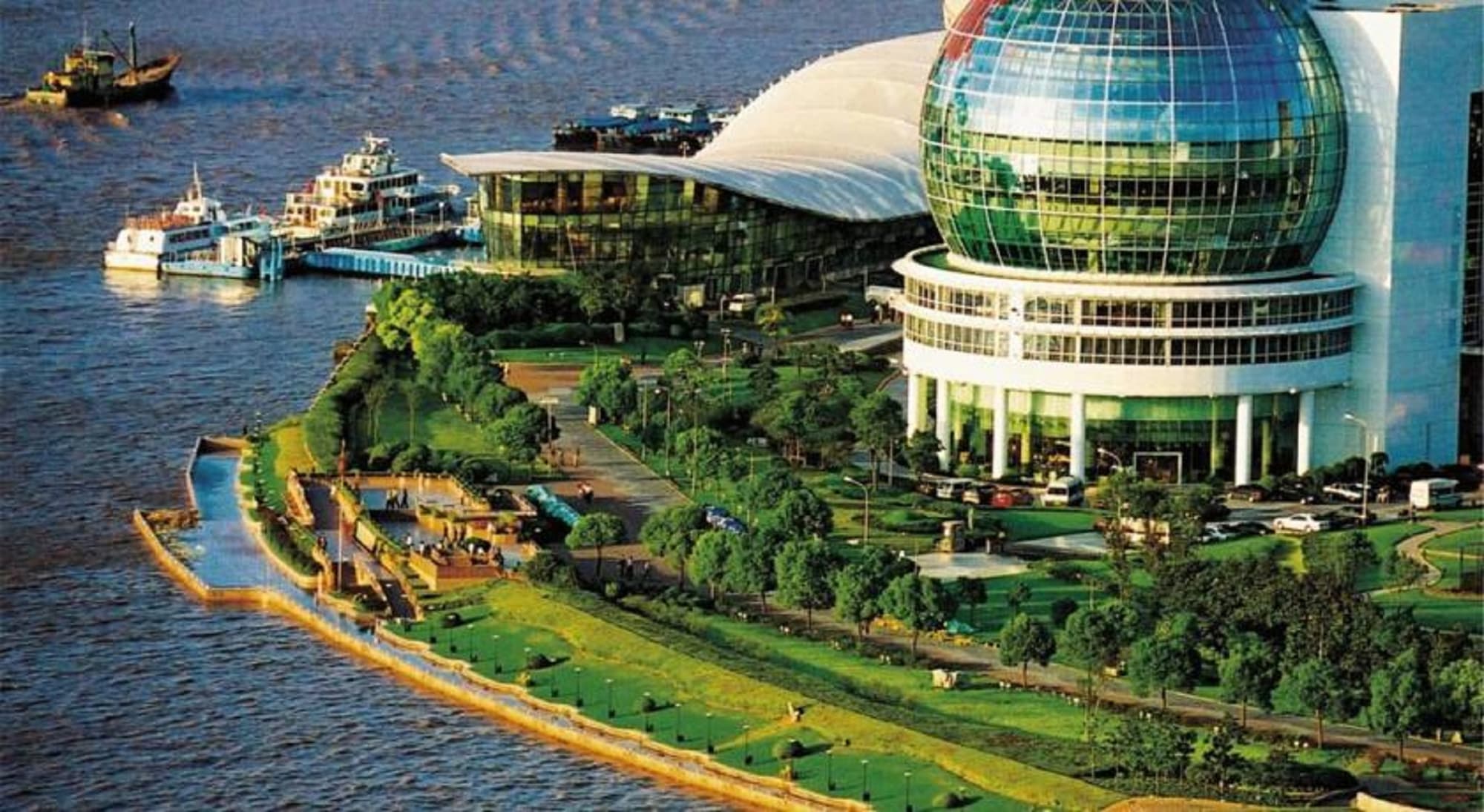 Oriental Riverside Hotel Shanghai, General view
