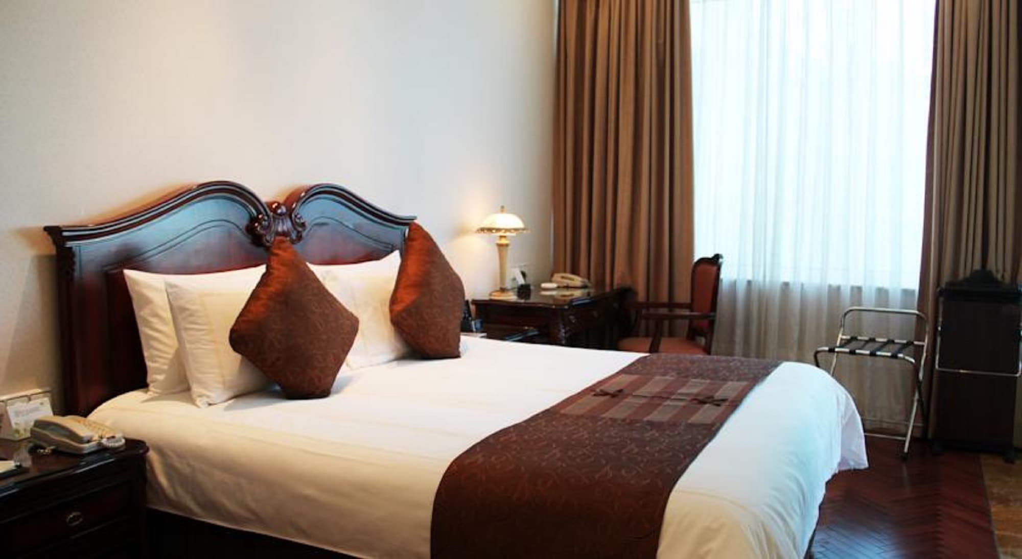 Oriental Riverside Hotel Shanghai, Room