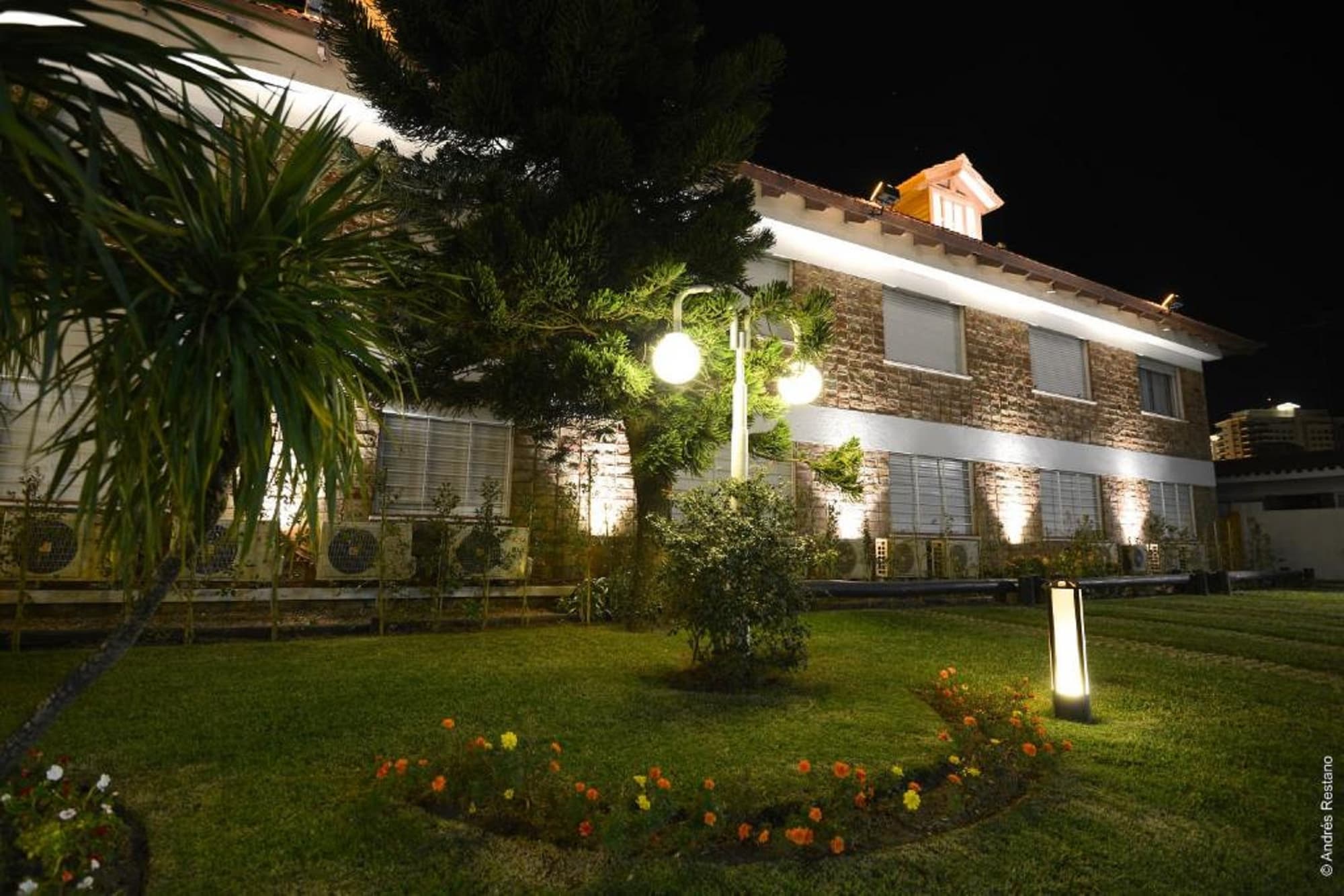 Hotel Ajax, General view