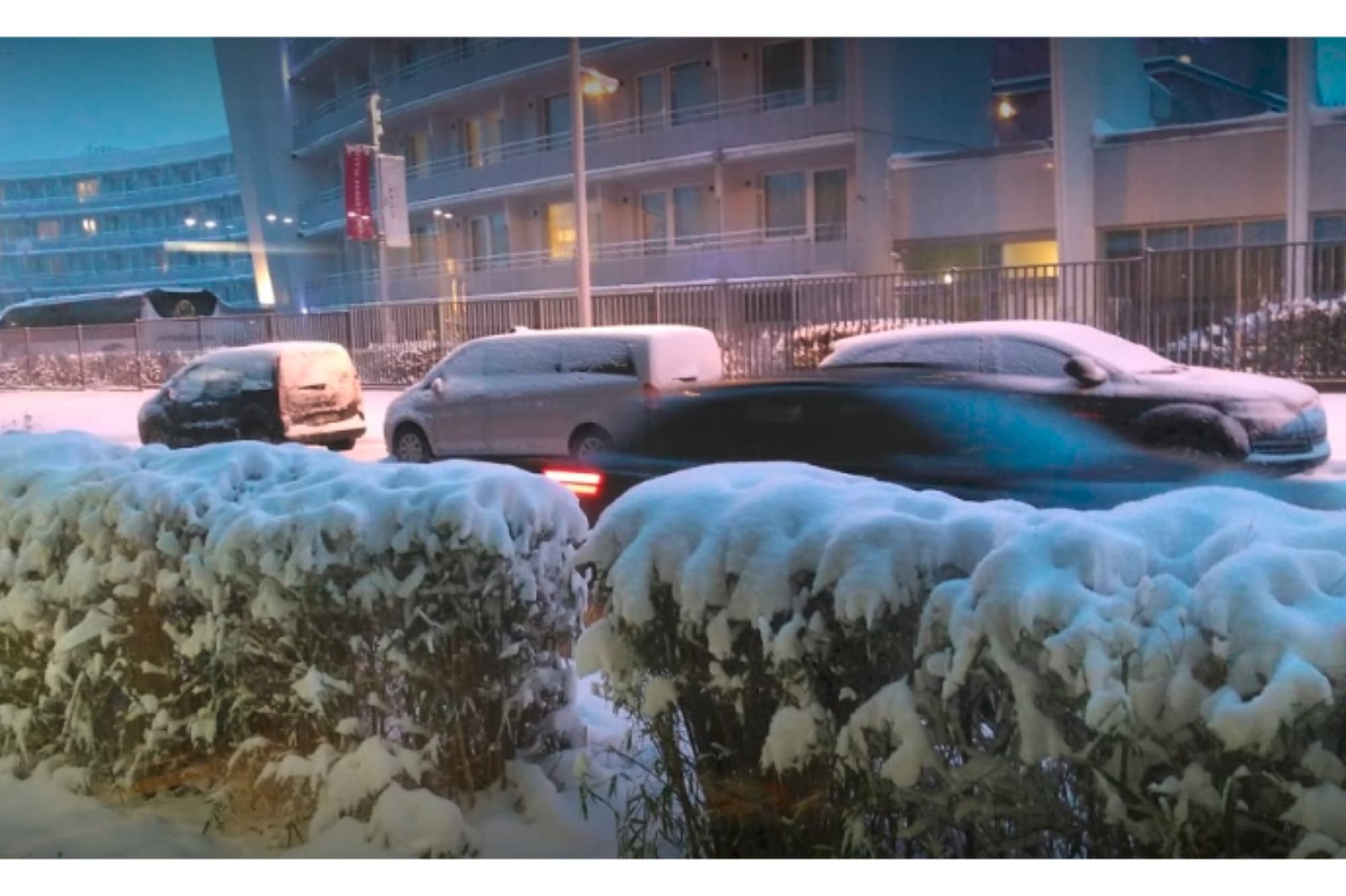 Standing Hotel Suites, General view