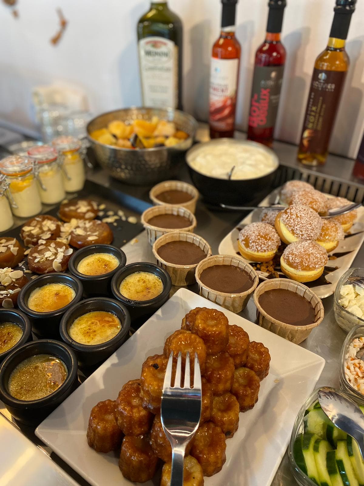 Standing Hotel Suites, Restaurant