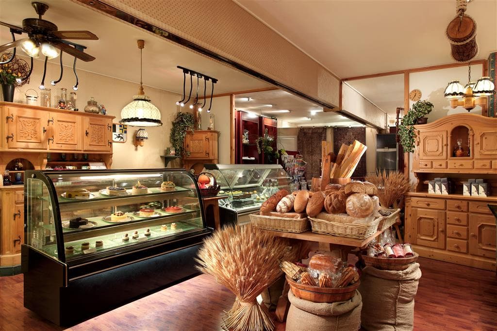 Hongqiao Jin Jiang Hotel, Restaurant