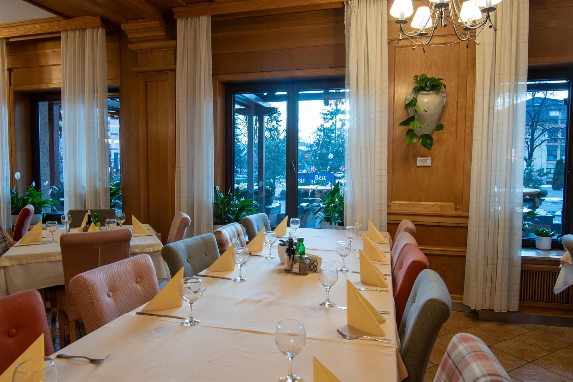 Best Western Bucovina-Club De Munte, Restaurant