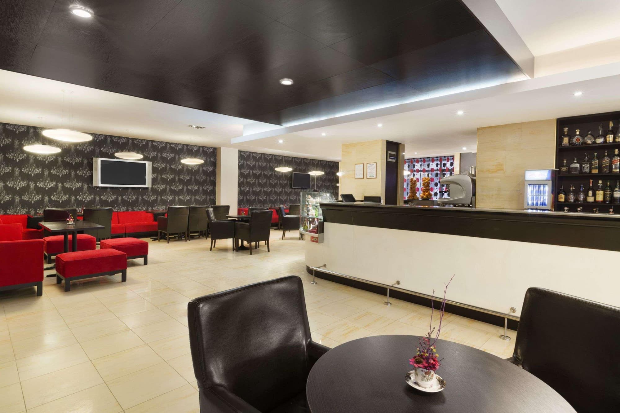 Ramada Iasi City Center, Restaurant