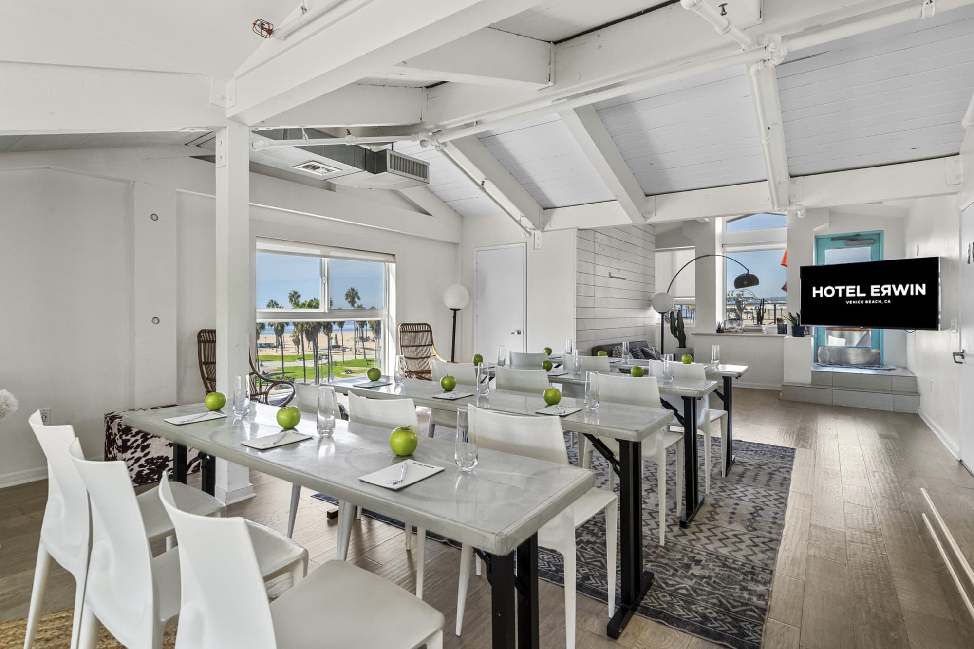 Hotel Erwin, Conferences