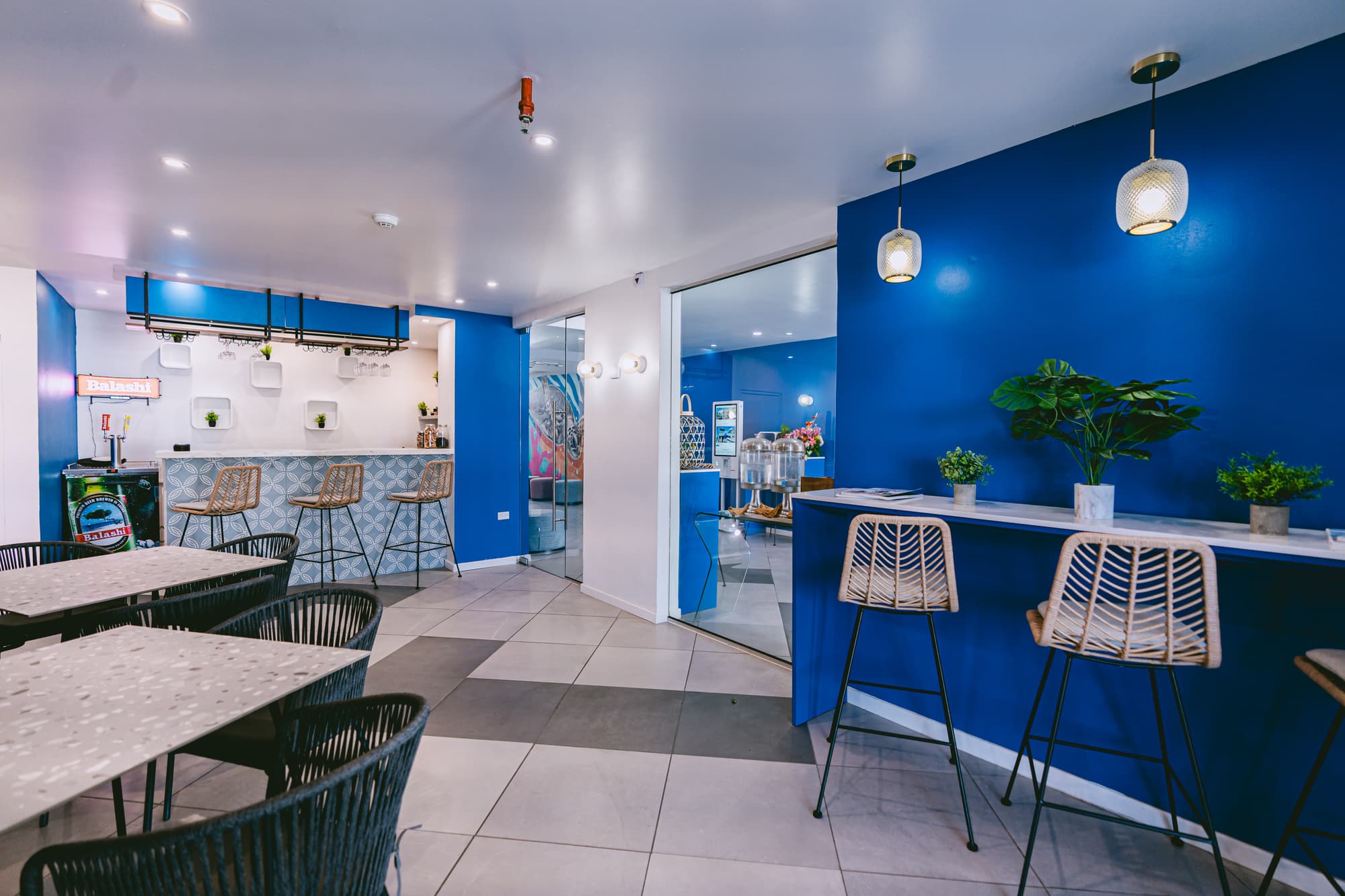 TRYP by Wyndham Aruba Adults Only Hotel, Bar