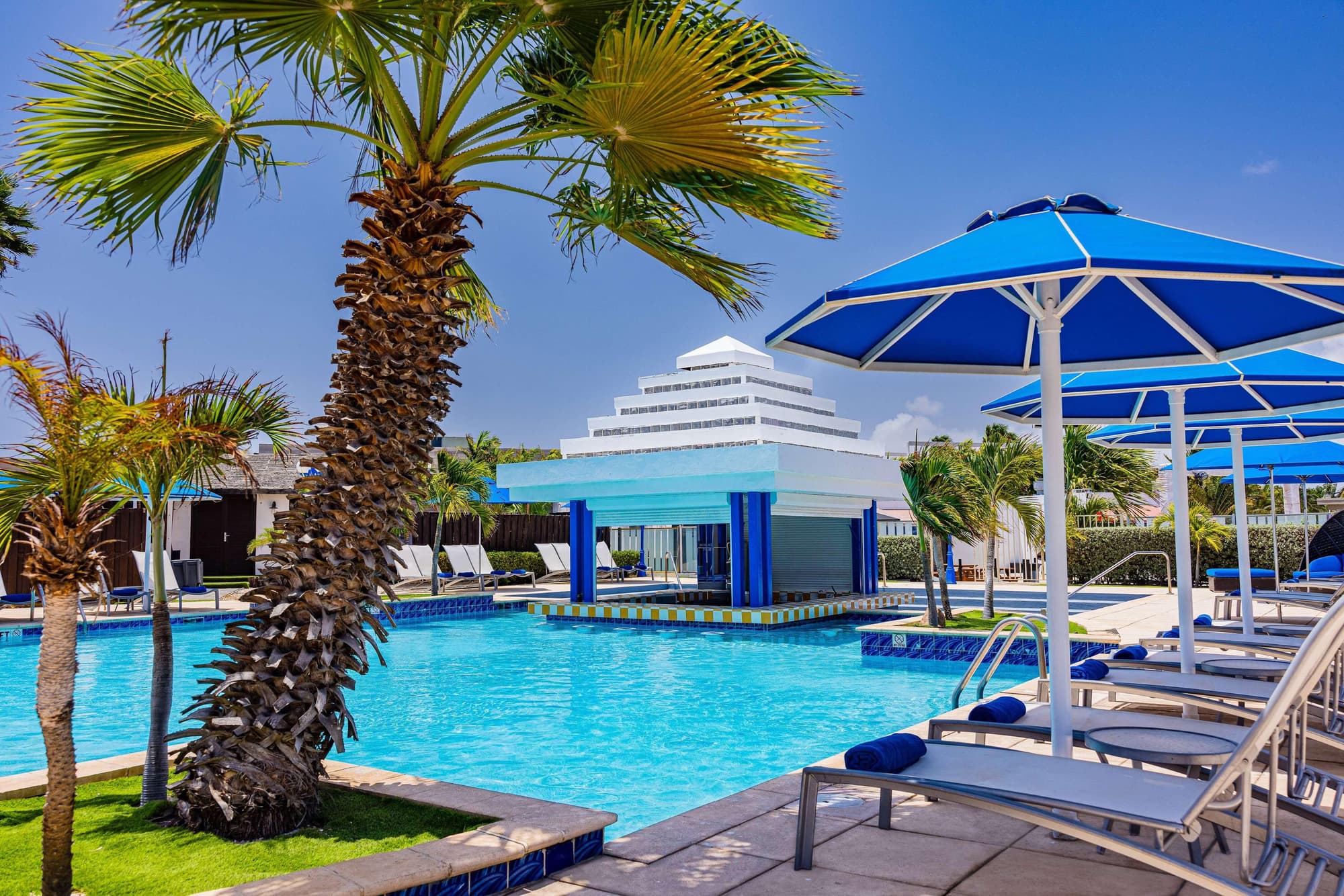 TRYP by Wyndham Aruba Adults Only Hotel, Pool