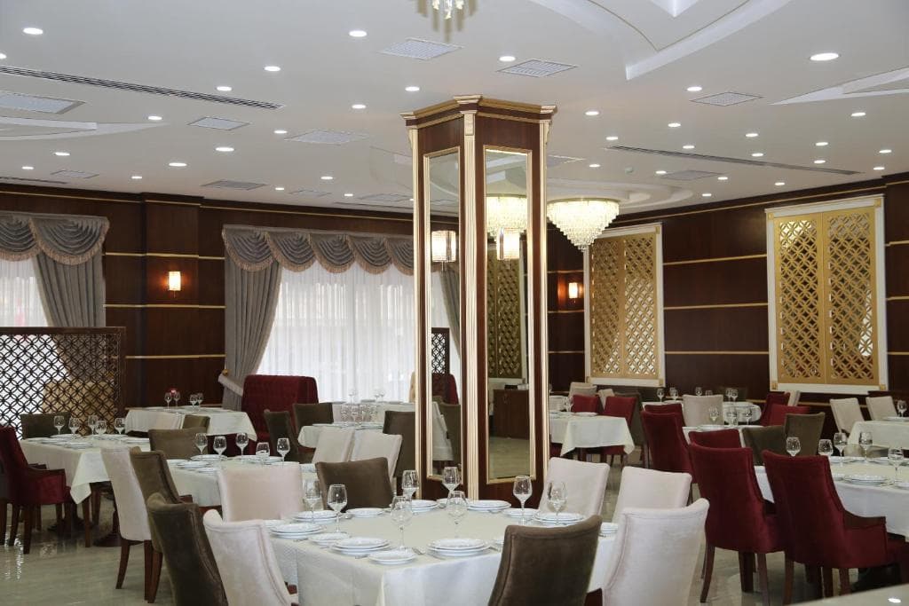 Atlas Hotel Baku, Restaurant