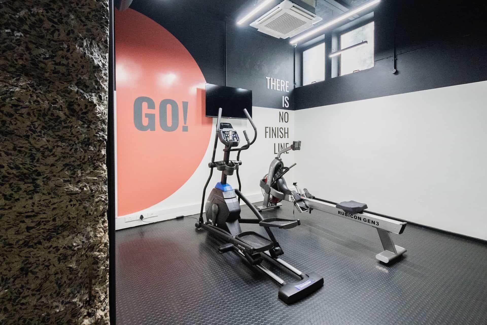 Habitat Aparthotel By Totalstay, Sports and Entertainment