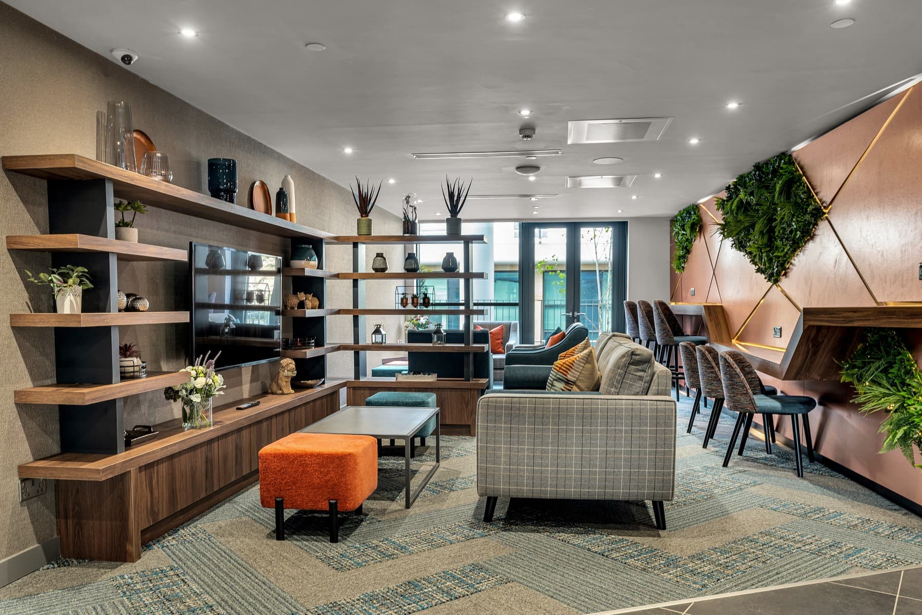 Roomzzz Edinburgh, Lobby