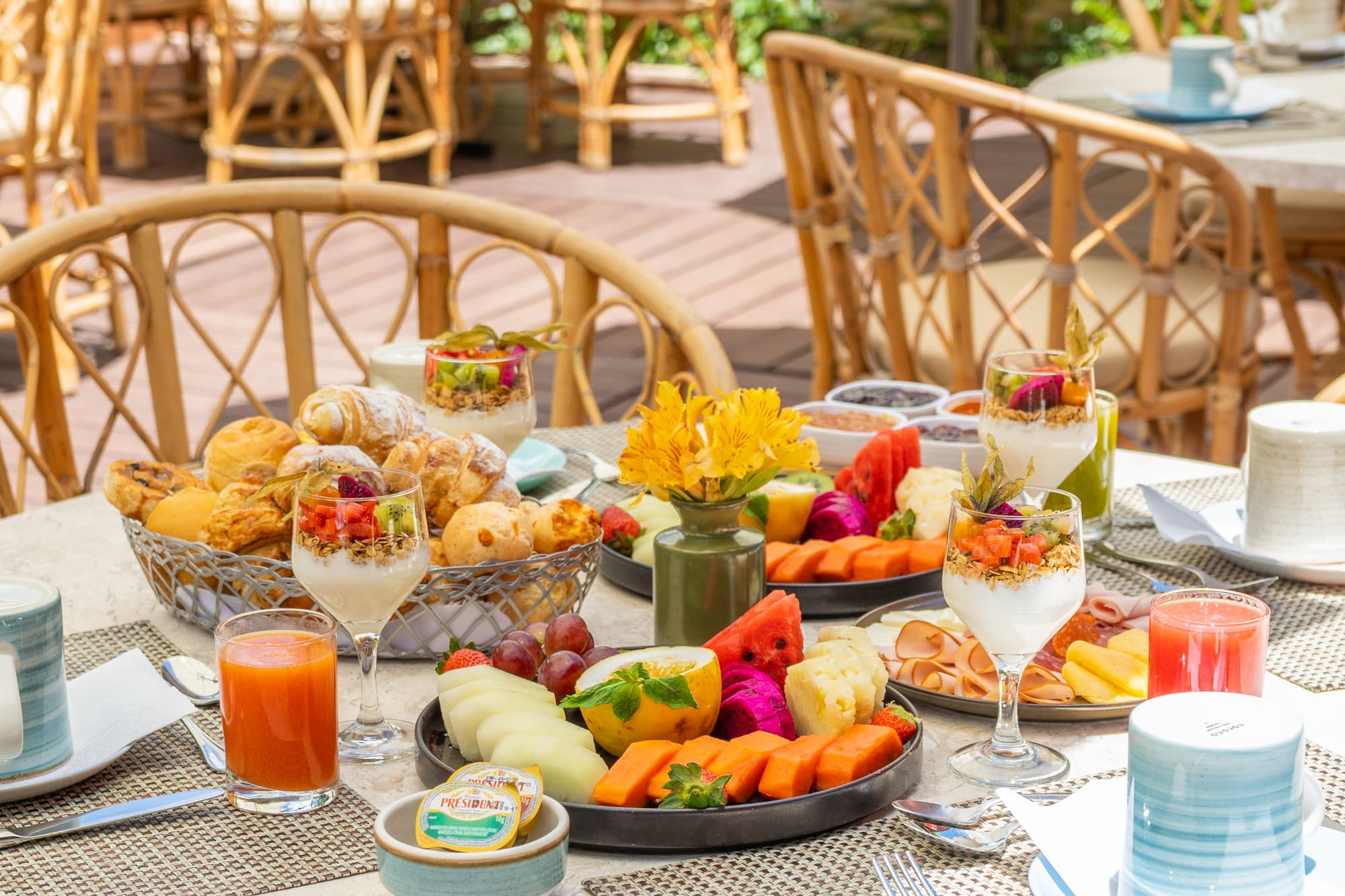 Sanma Hotel, Restaurant