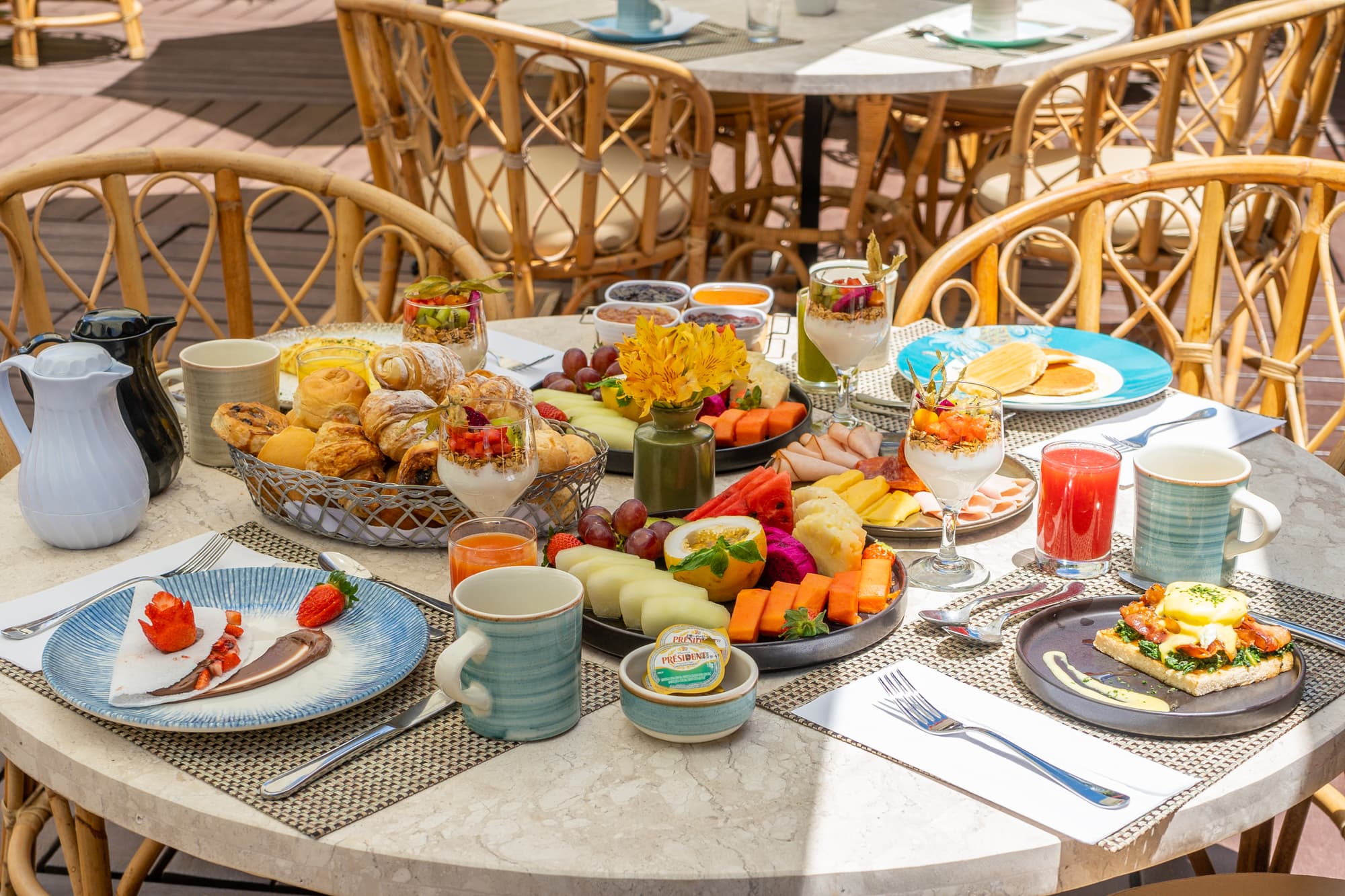 Sanma Hotel, Restaurant