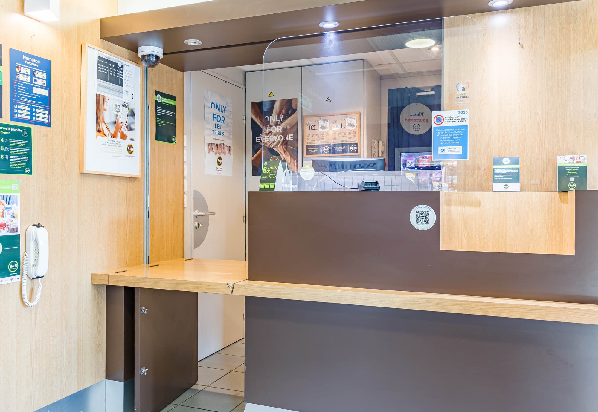 B&B HOTEL Tours Sud Joué-lès-tours, Lobby